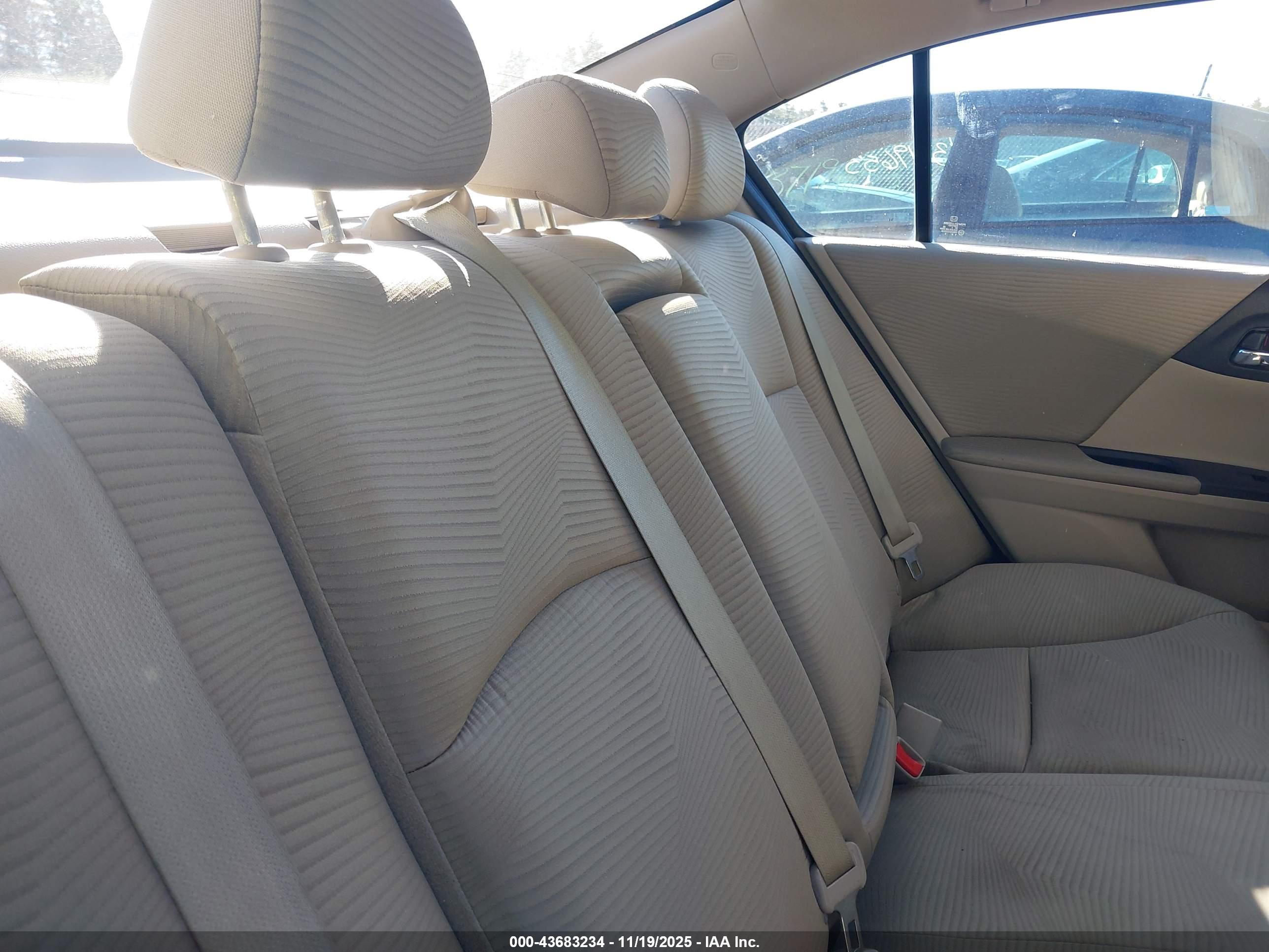 HONDA ACCORD image 8