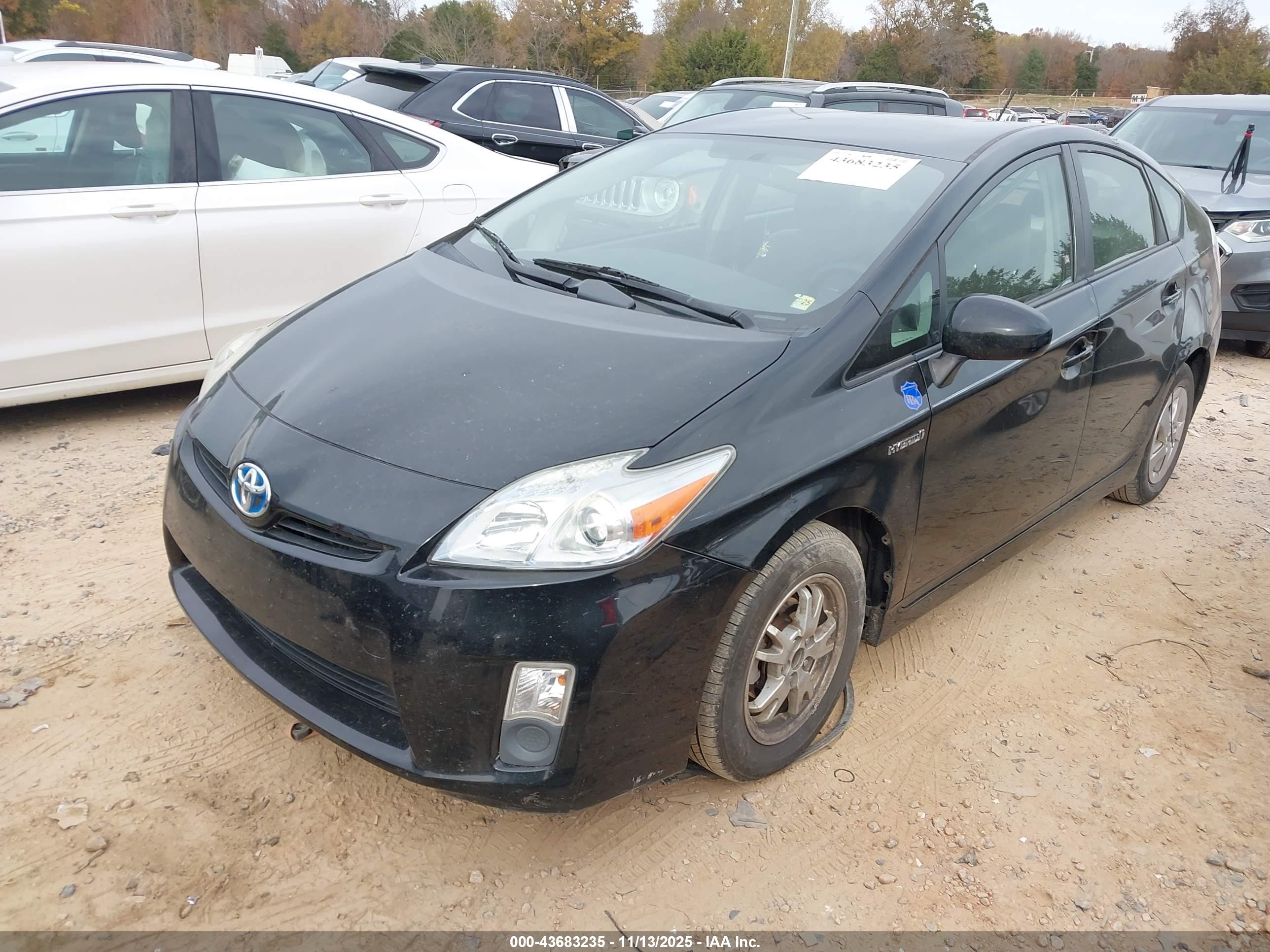 TOYOTA PRIUS image 2