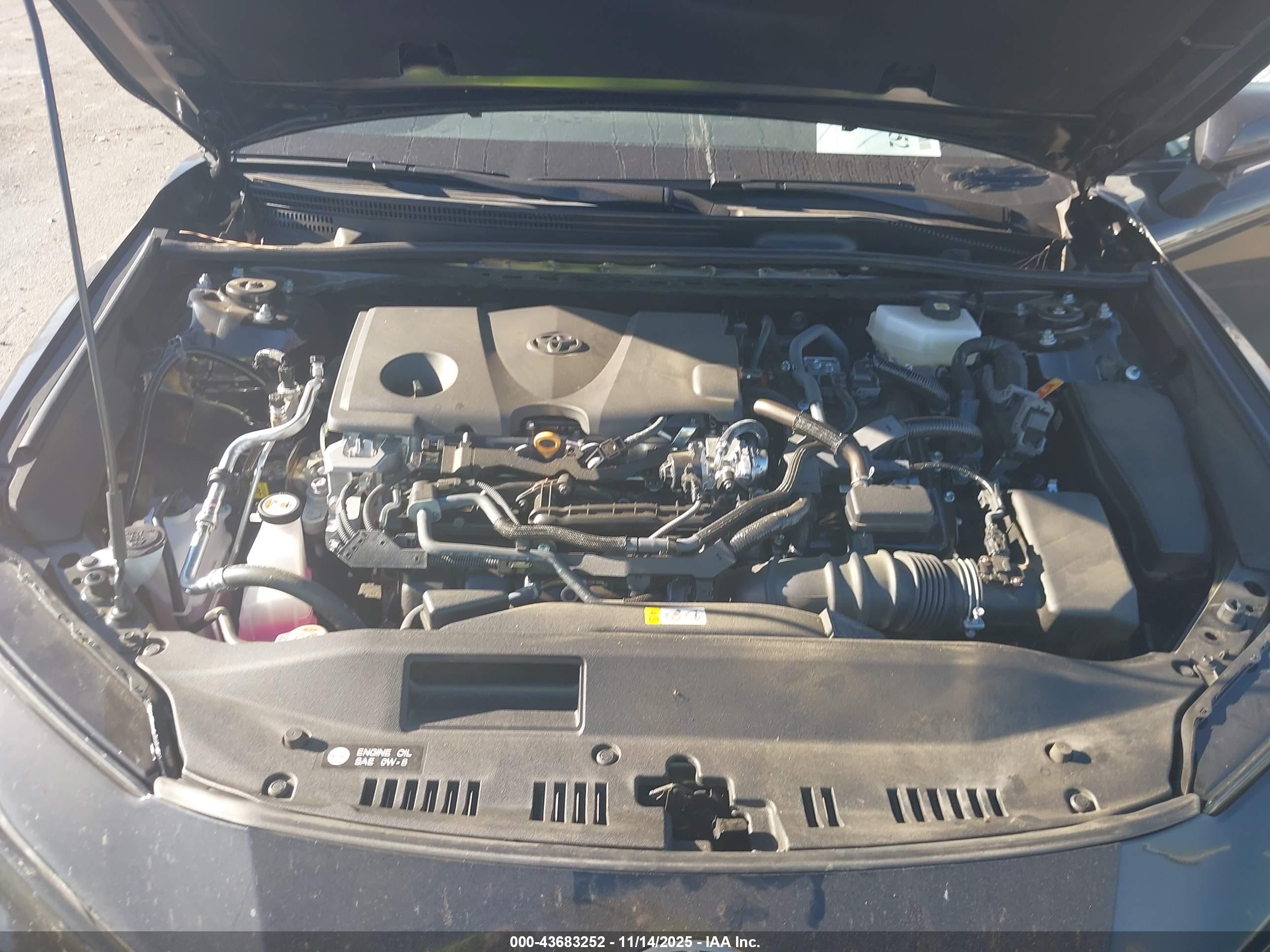 TOYOTA CAMRY image 10