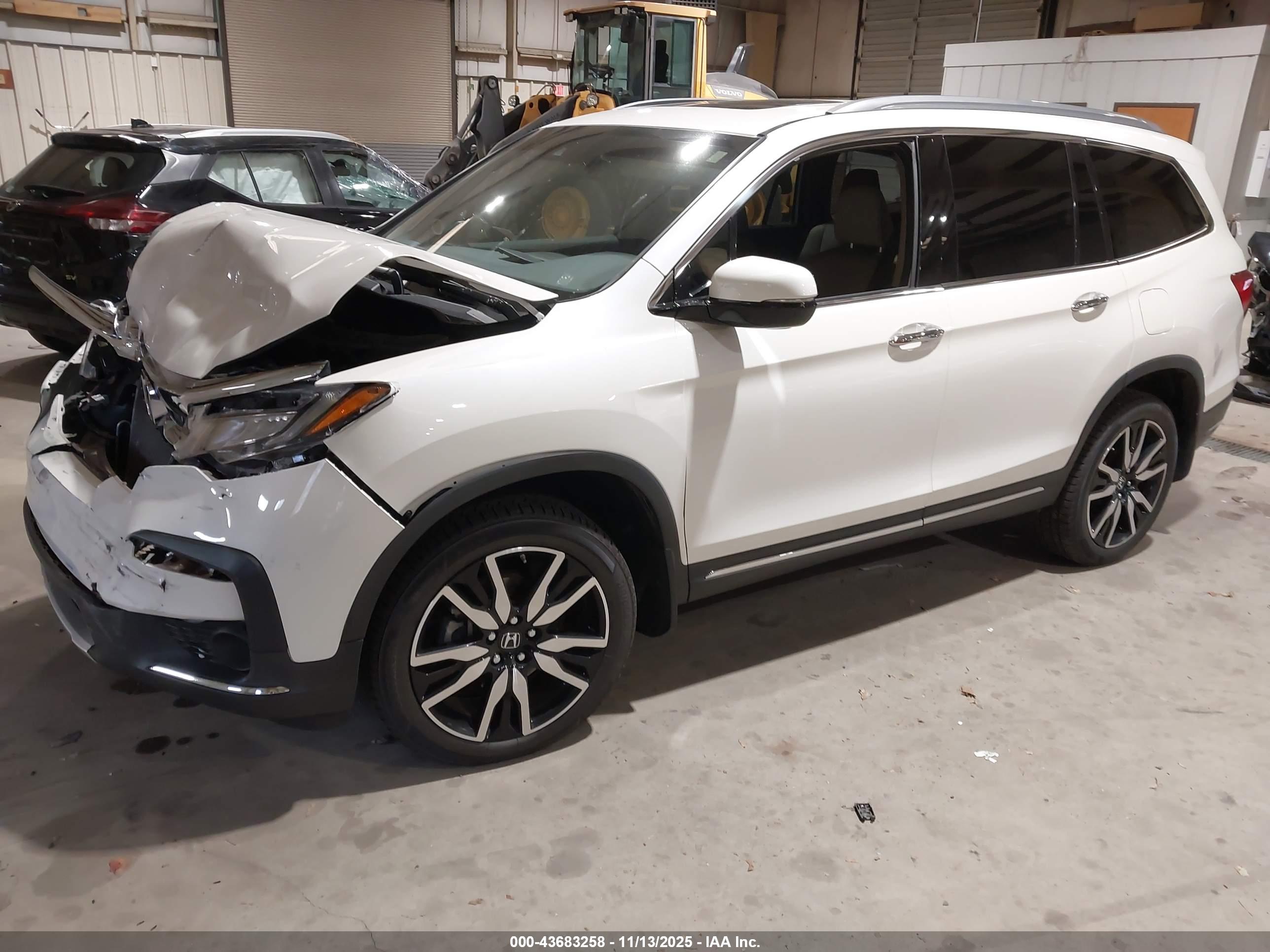 HONDA PILOT image 2