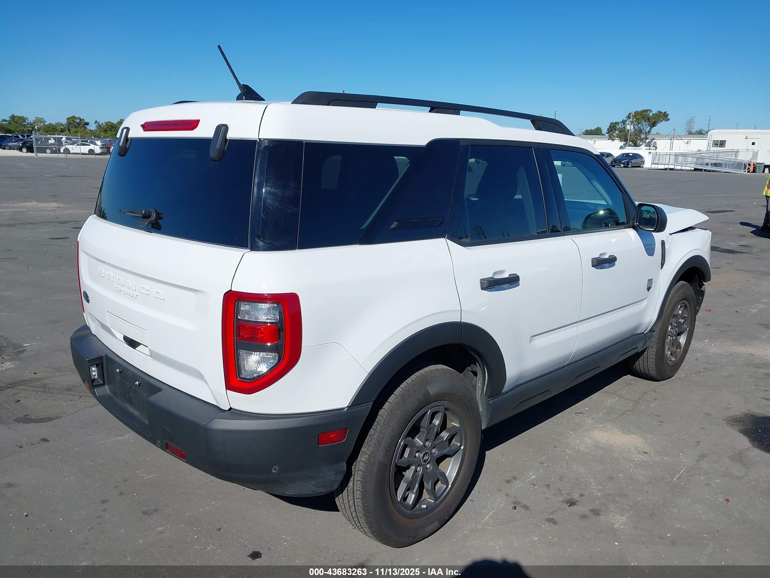 FORD BRONCO image 4