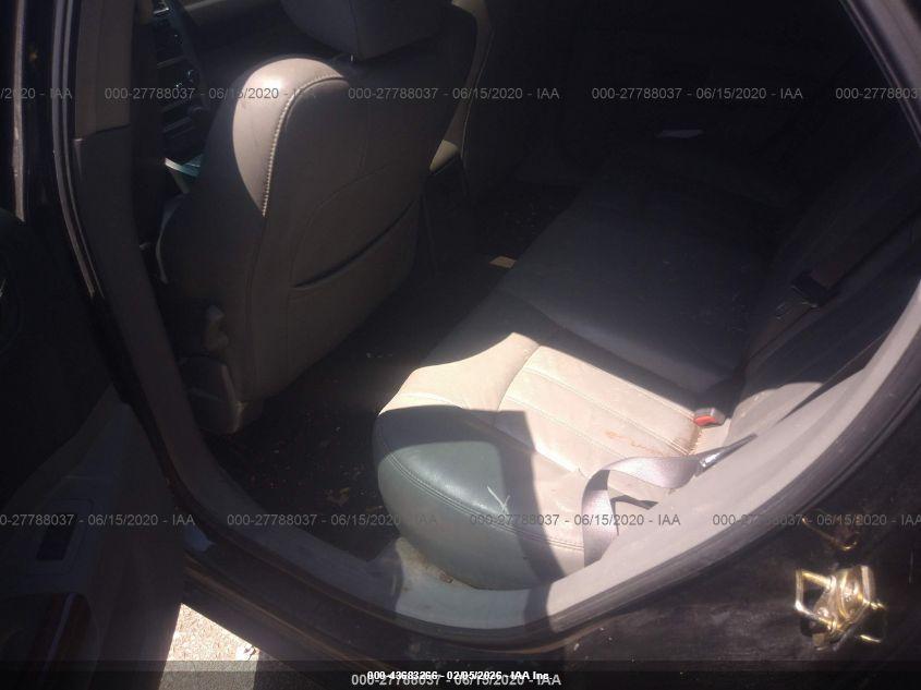 CHRYSLER 300C image 8