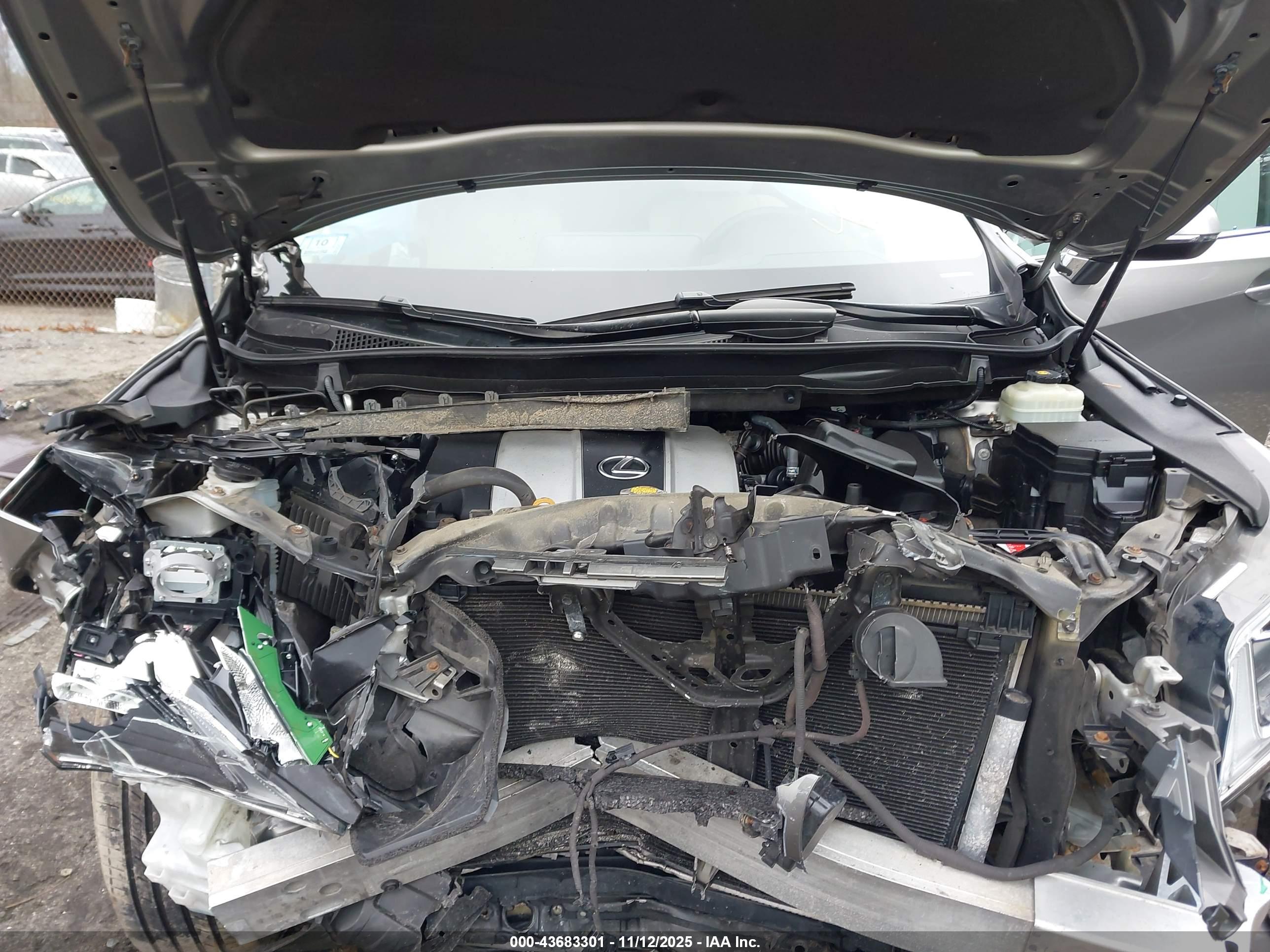 LEXUS RX image 10