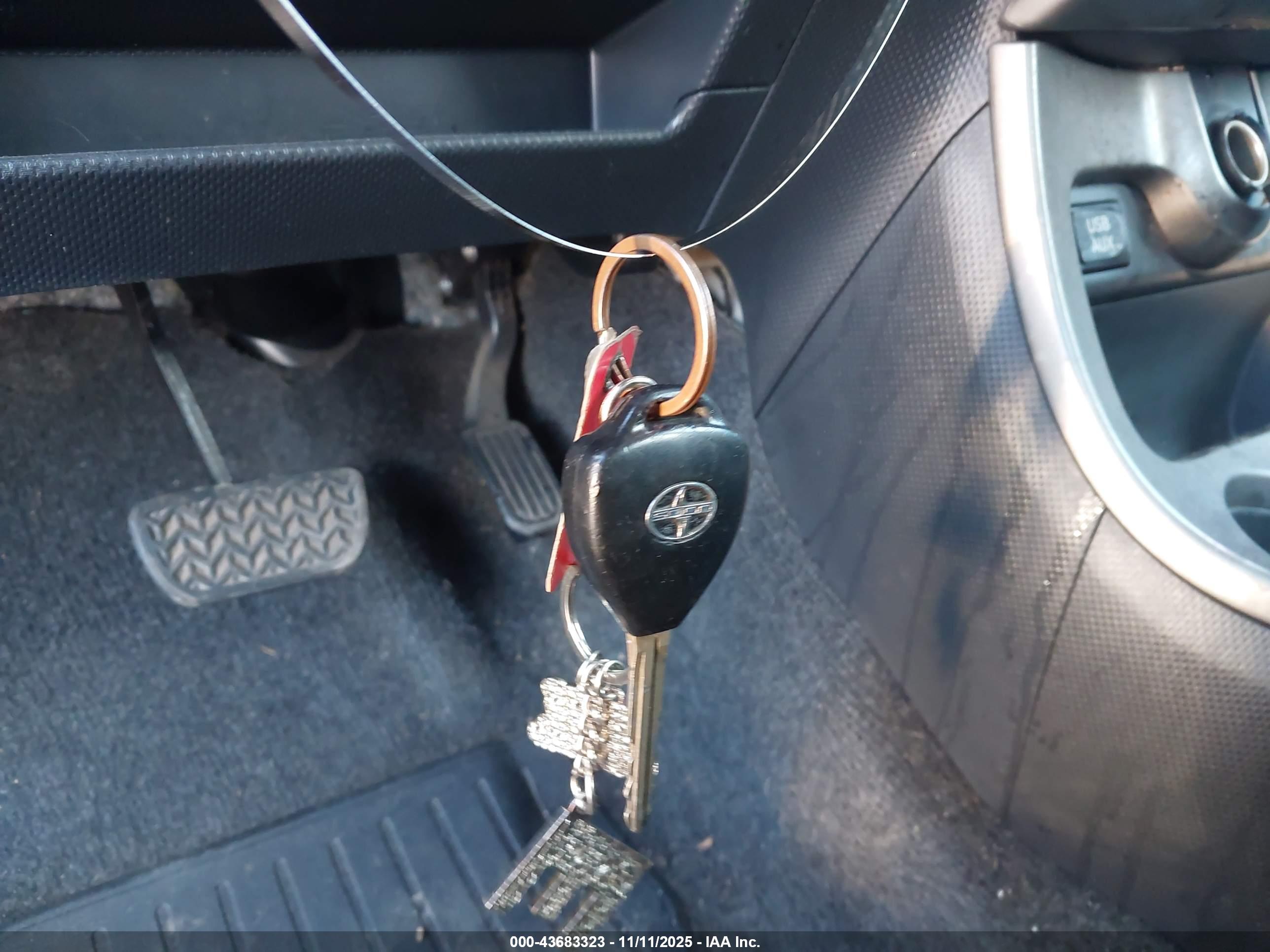 SCION XD image 11