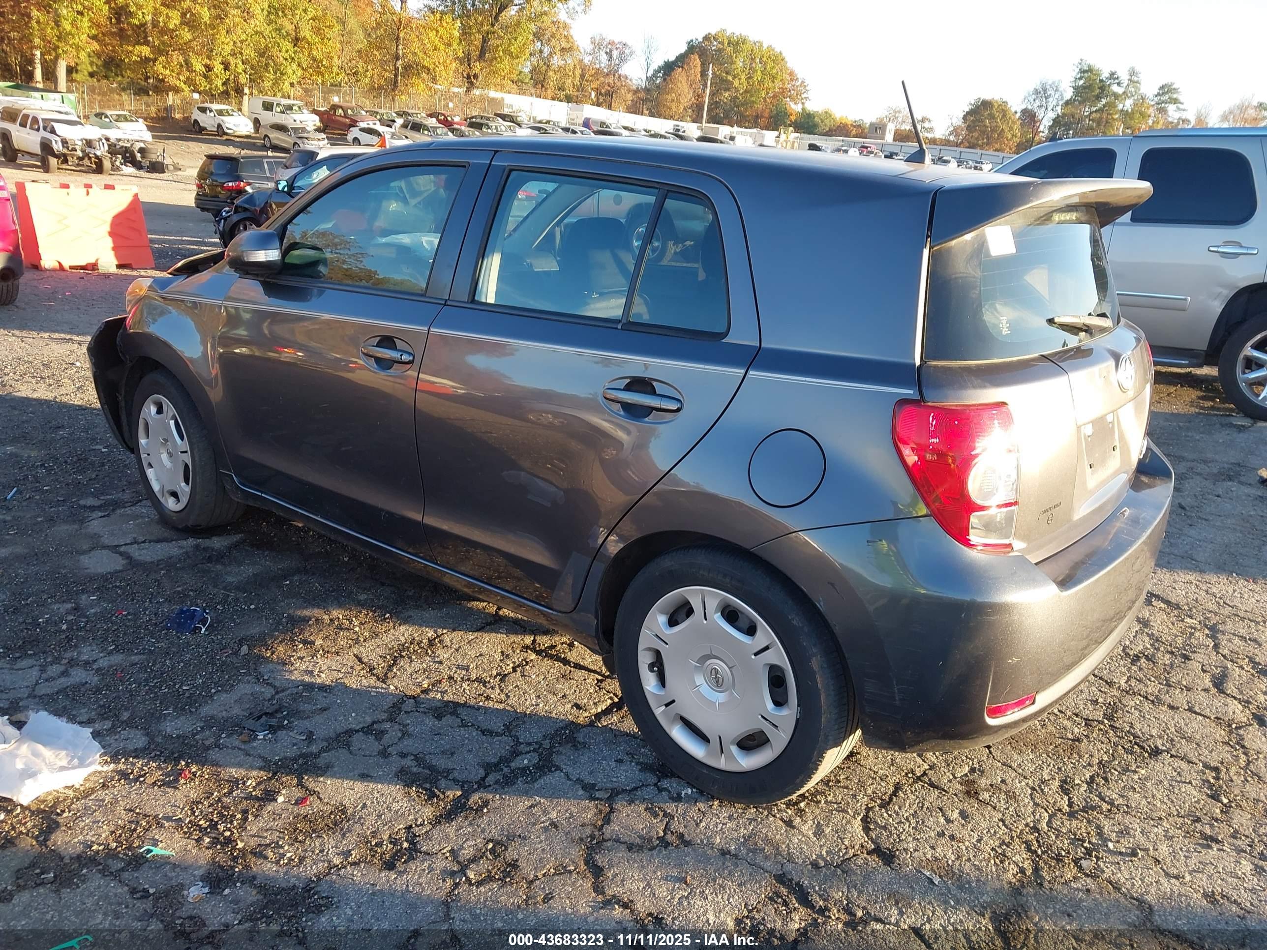 SCION XD image 3