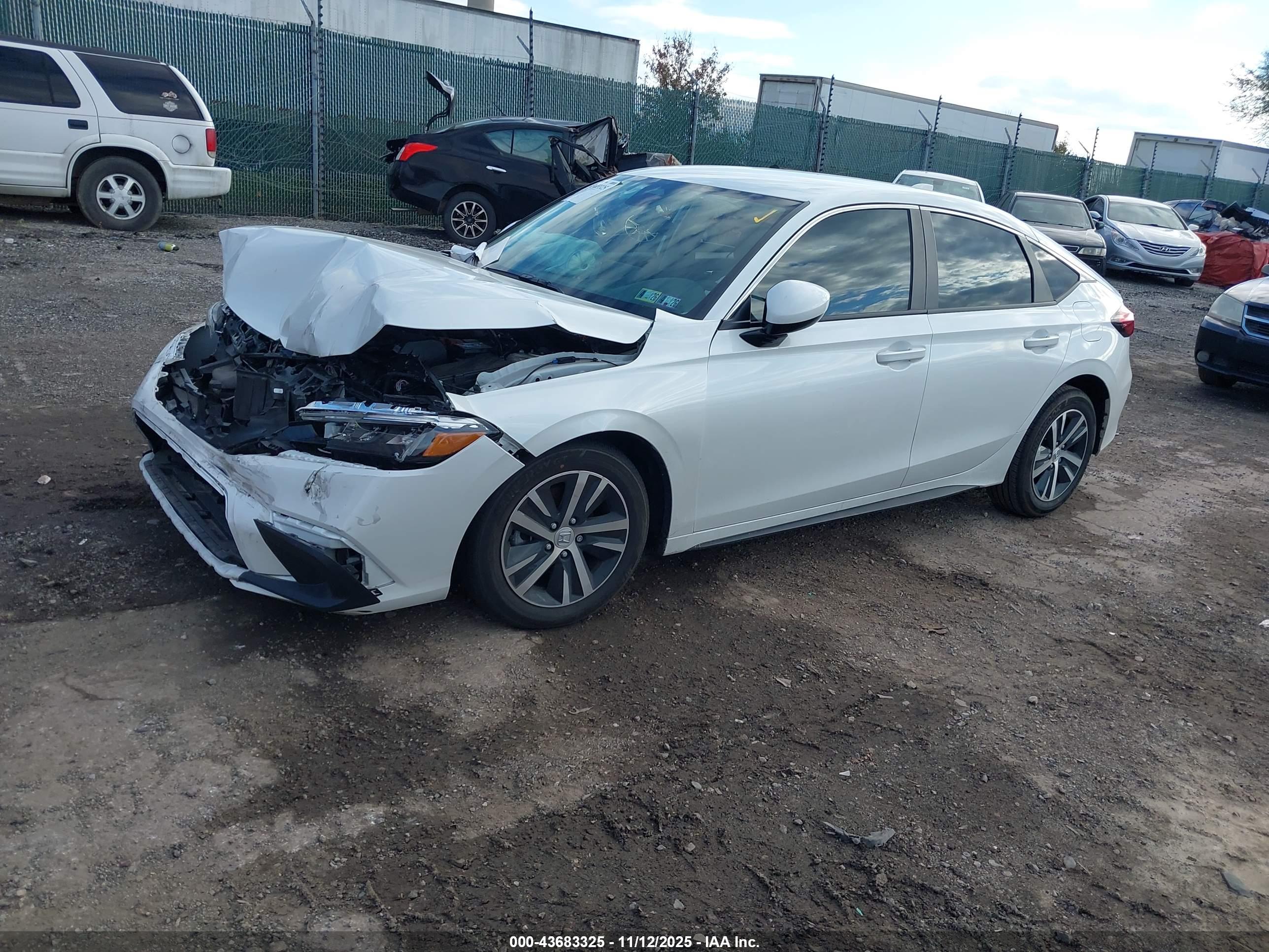 HONDA CIVIC image 2