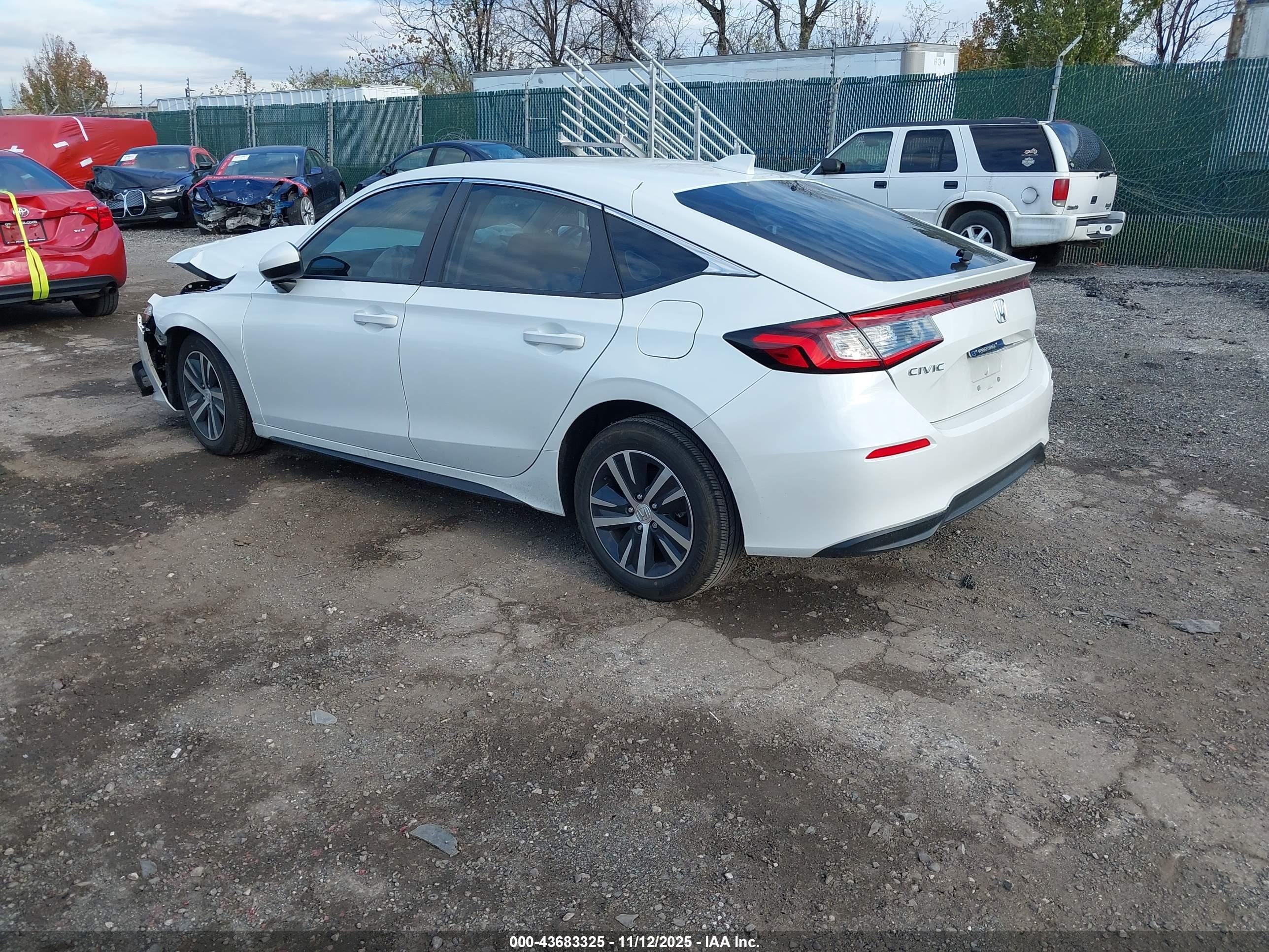 HONDA CIVIC image 3
