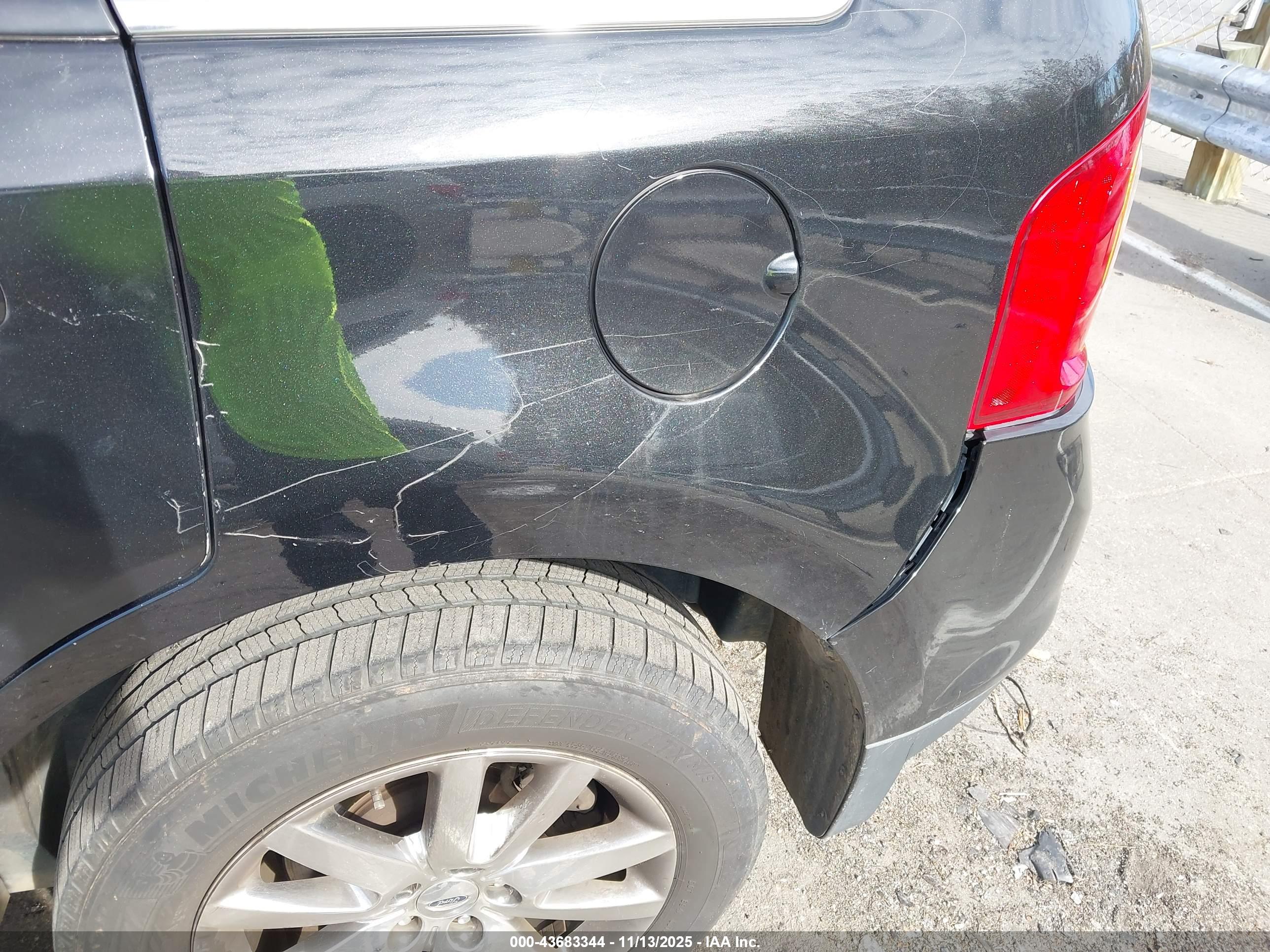 FORD EDGE image 6