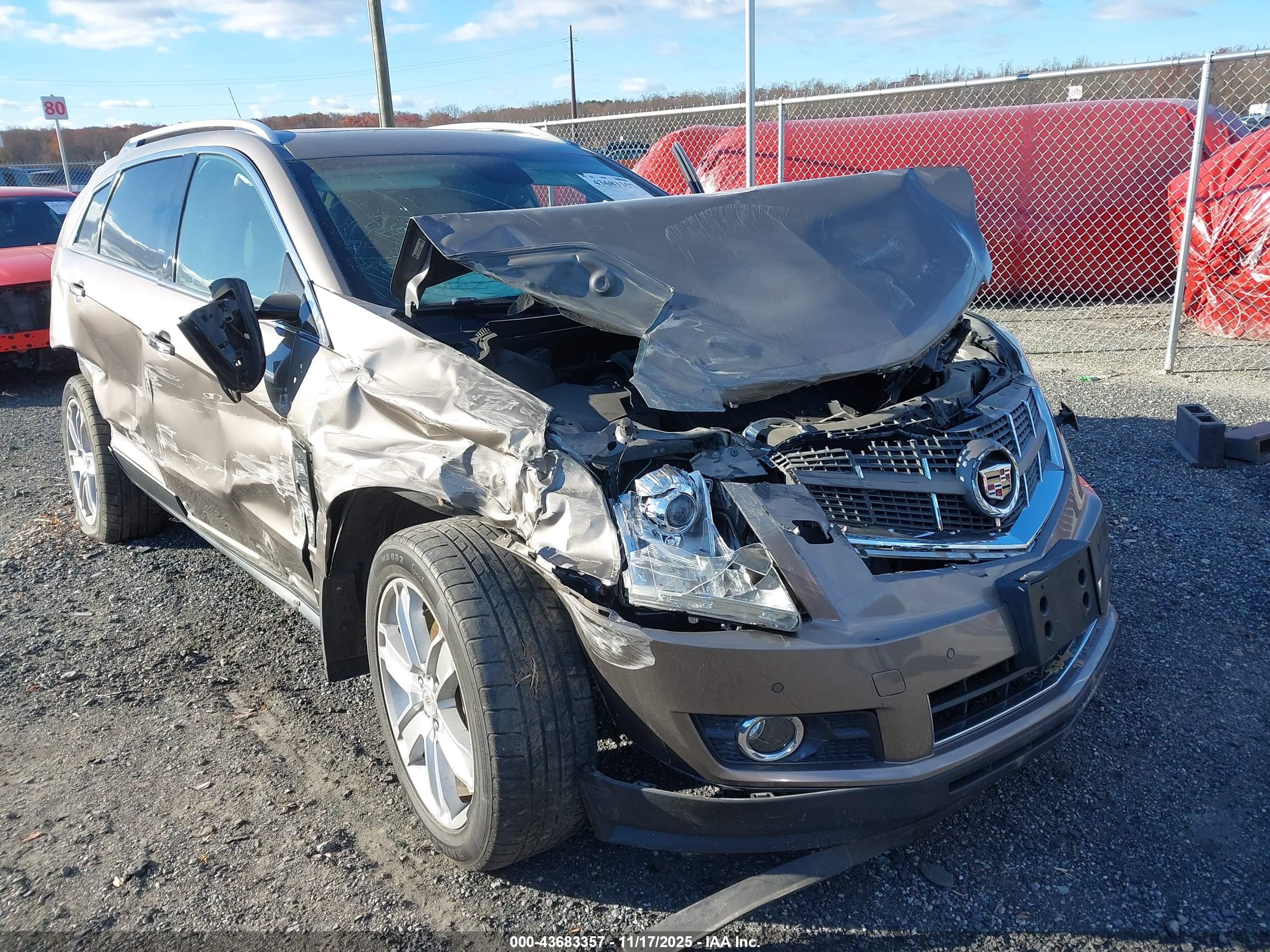 CADILLAC SRX image 6