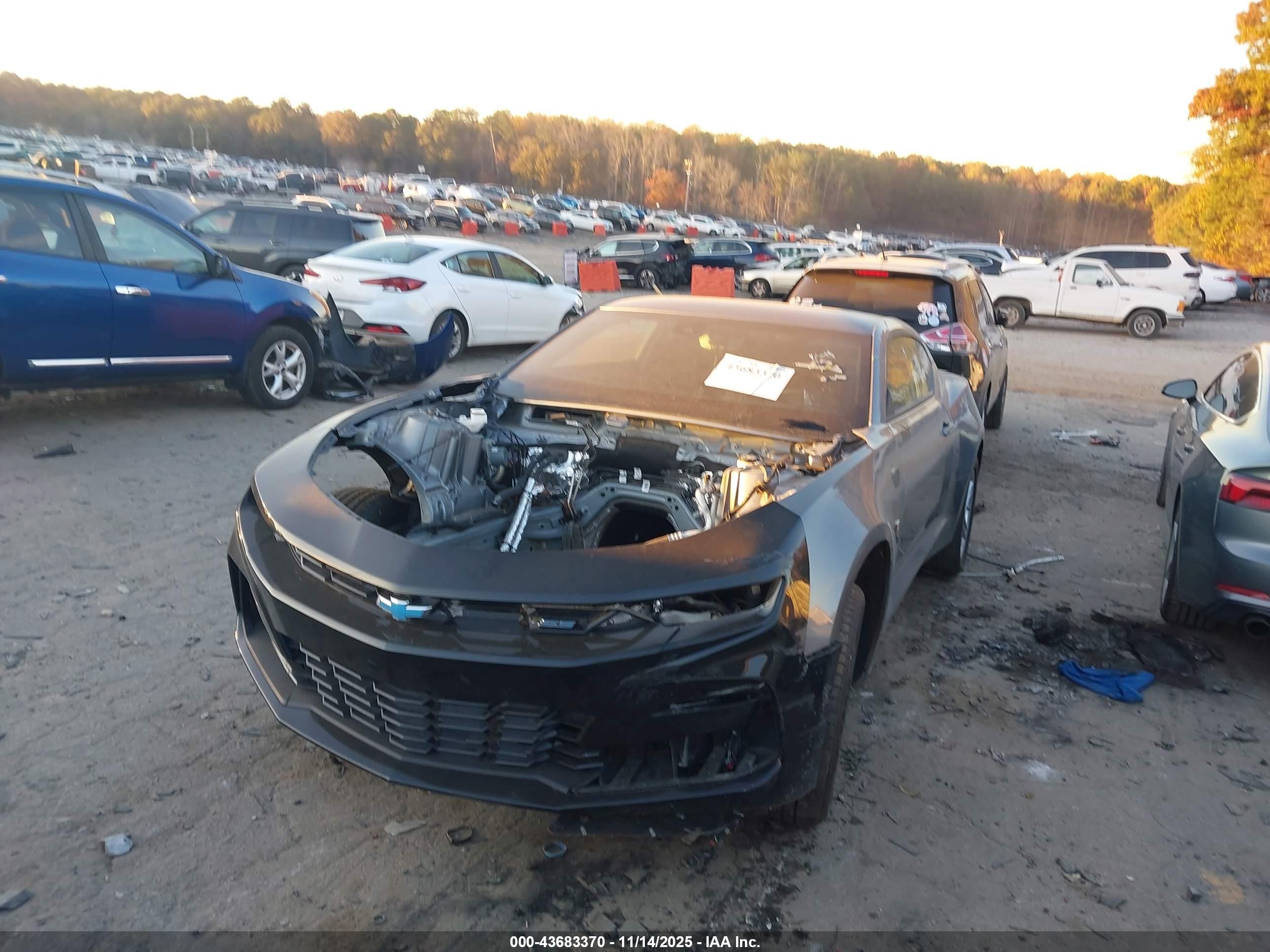 CHEVROLET CAMARO image 2
