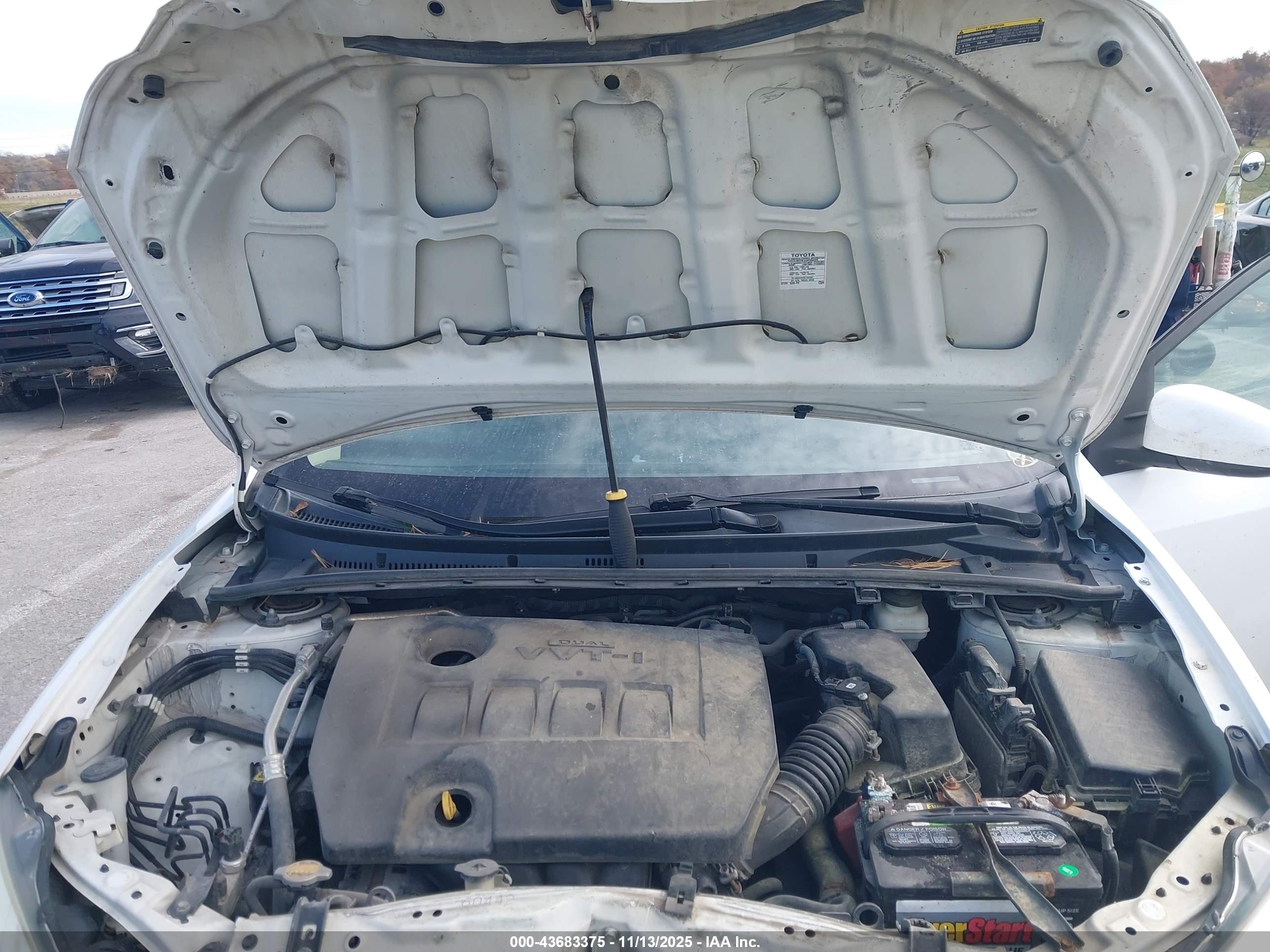 TOYOTA COROLLA image 10