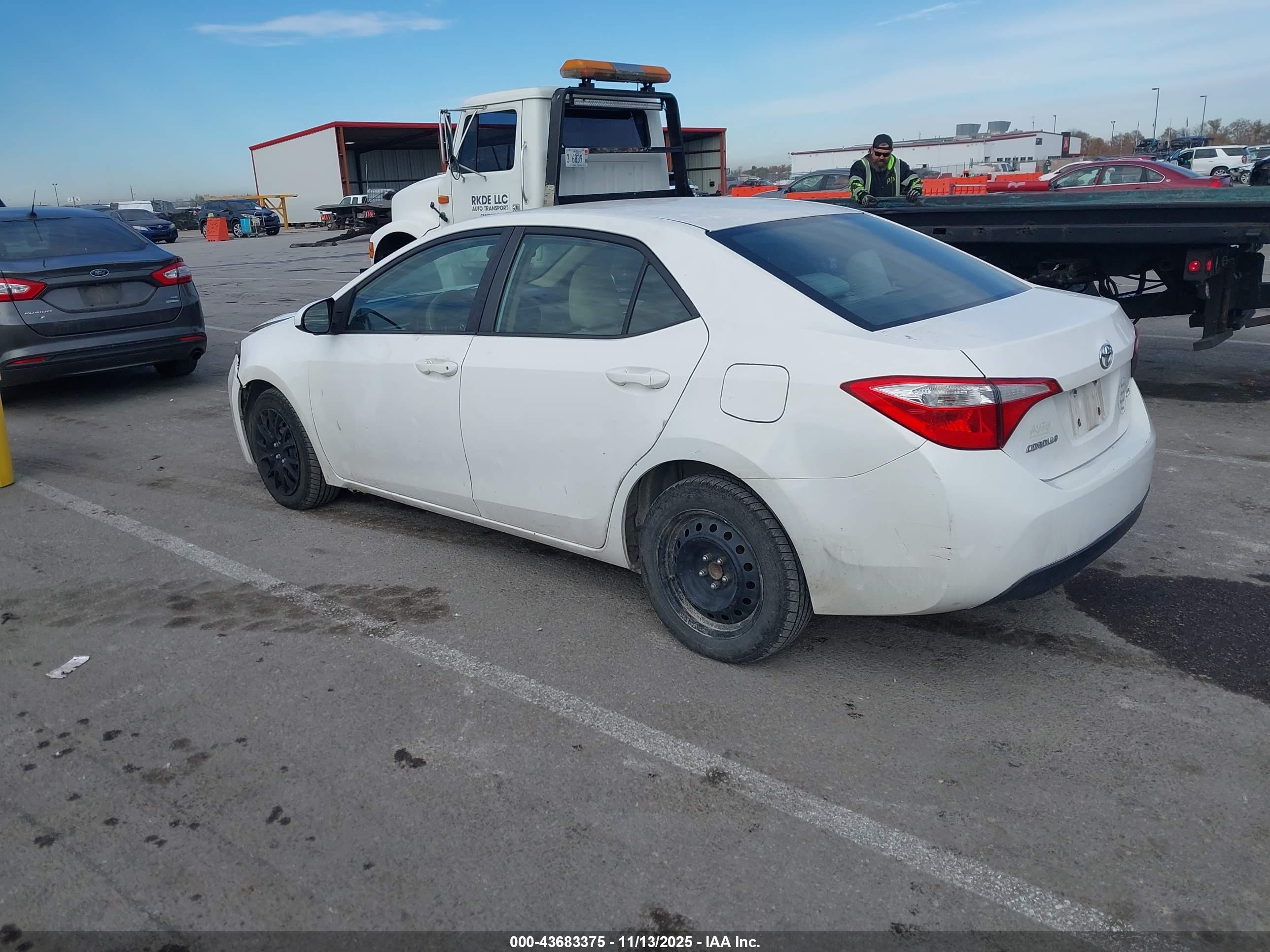 TOYOTA COROLLA image 3
