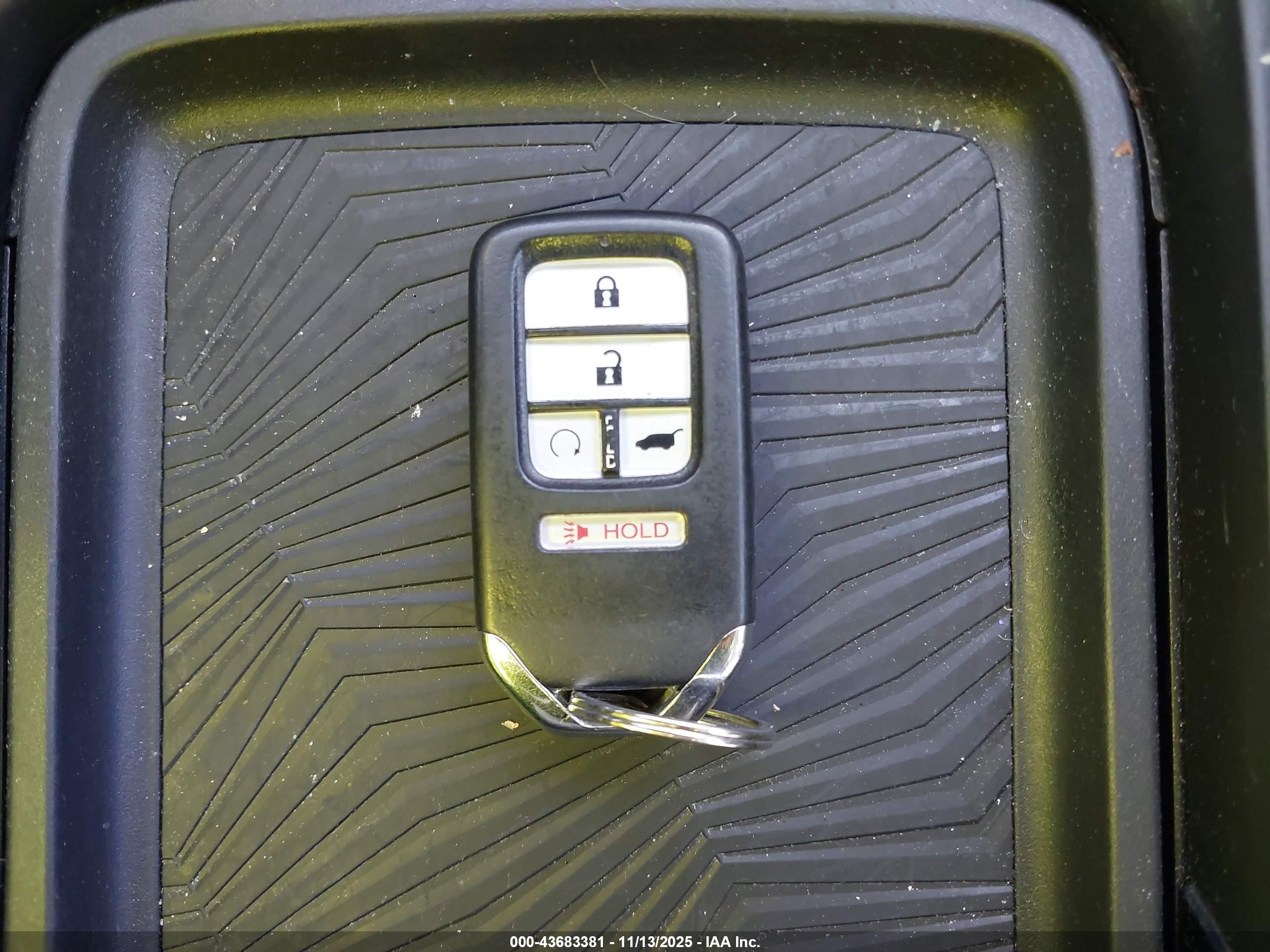HONDA CR-V image 11