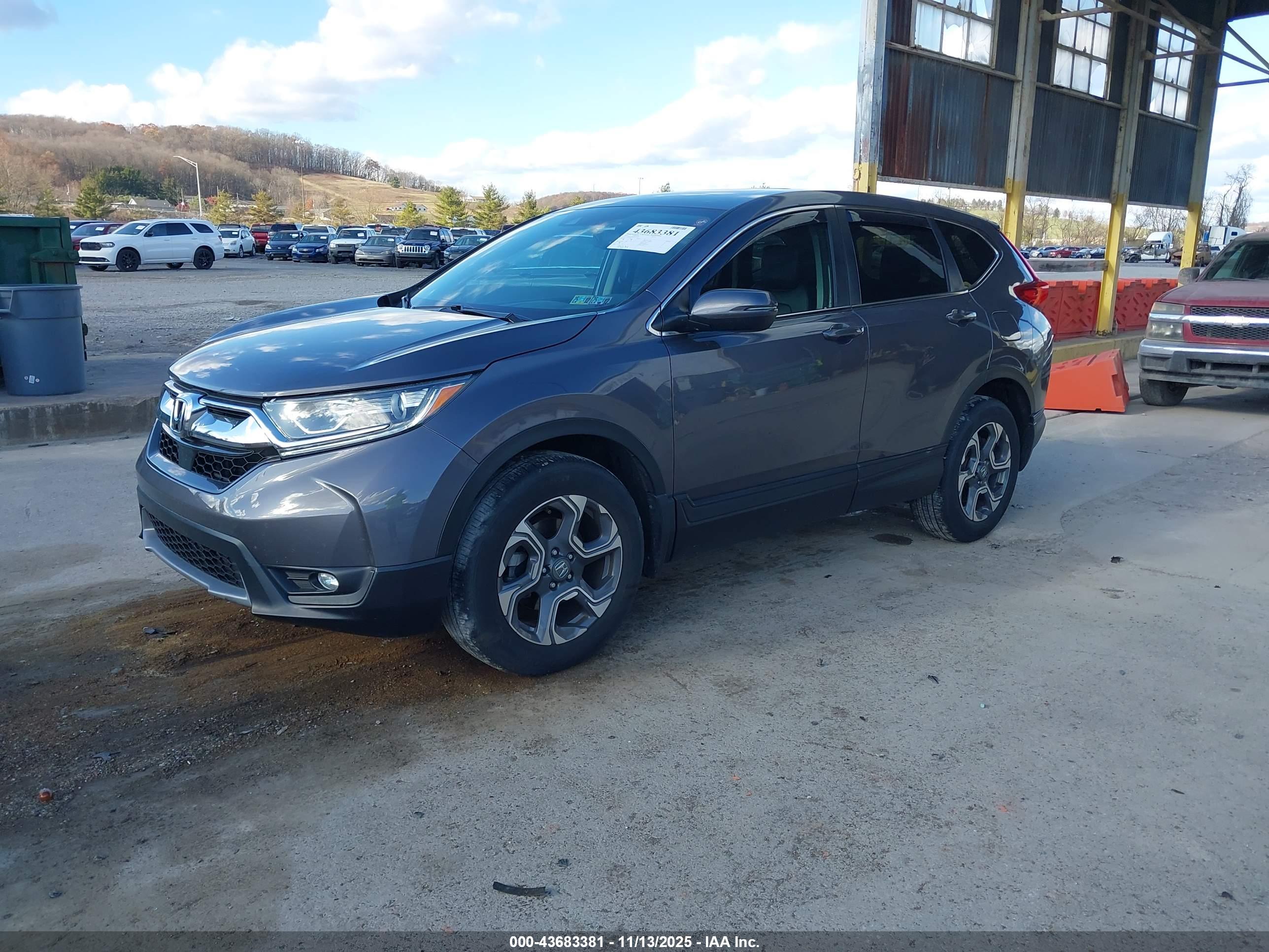 HONDA CR-V image 2