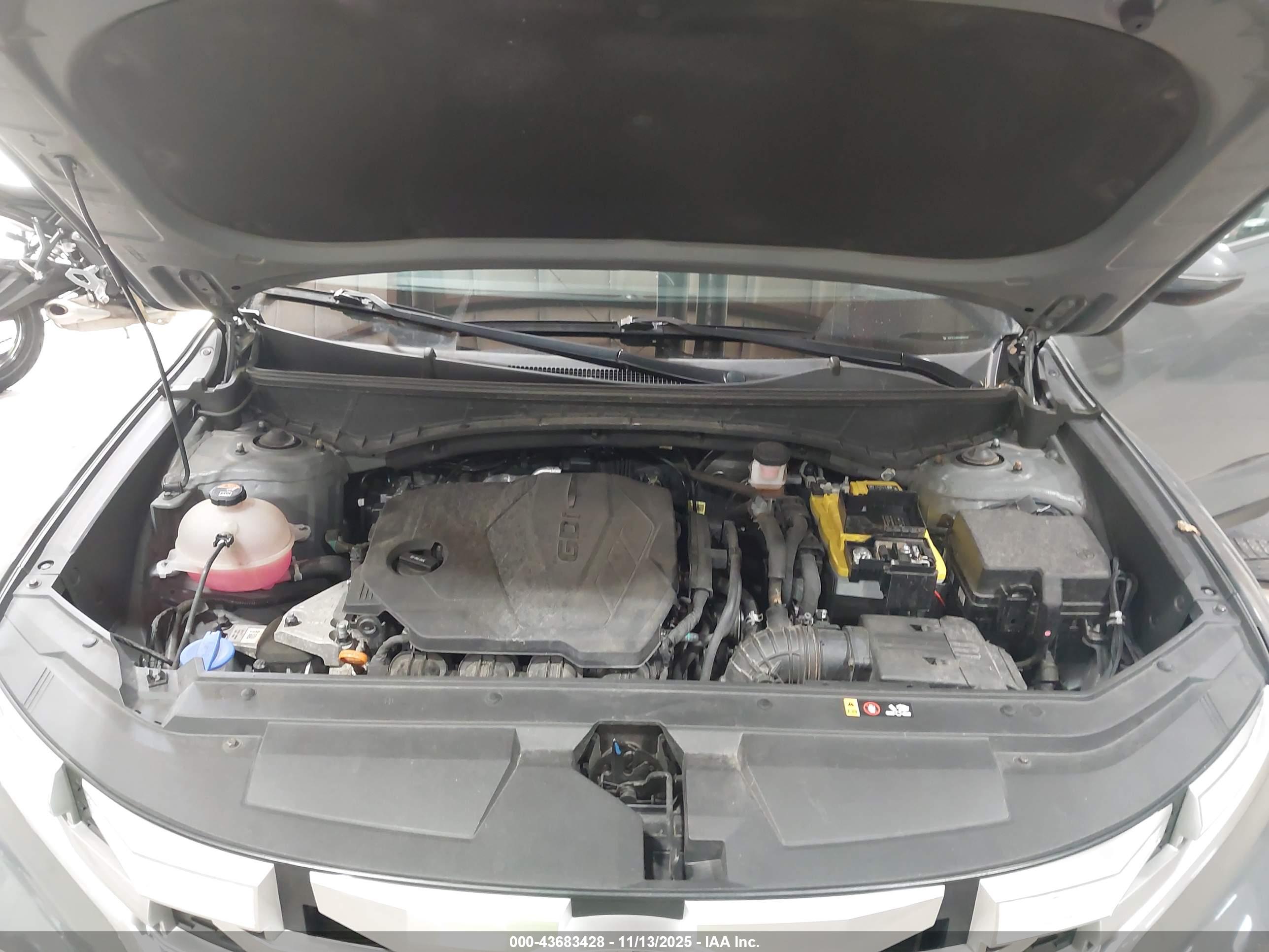 HYUNDAI SANTA image 10