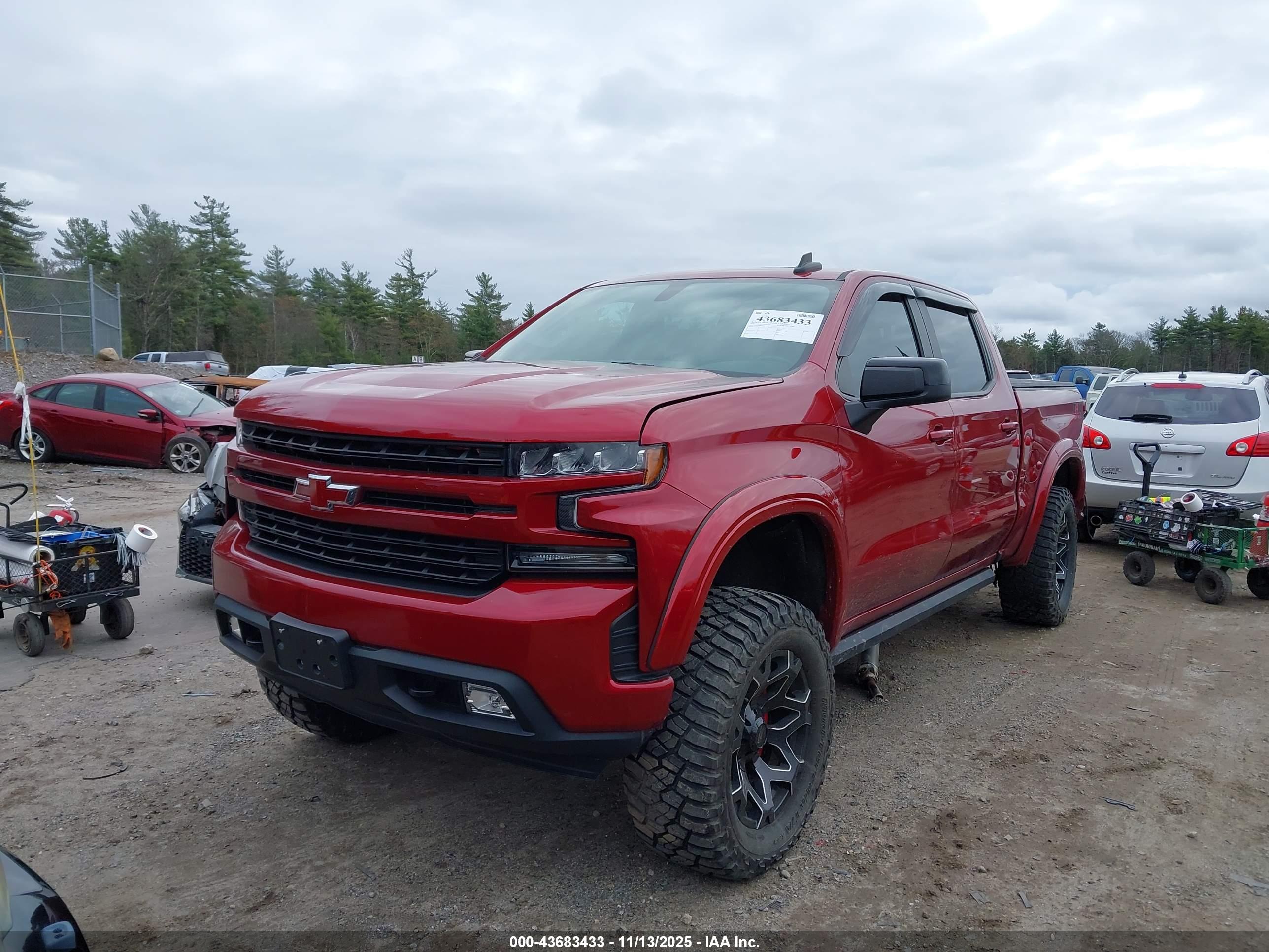 CHEVROLET SILVERADO image 2