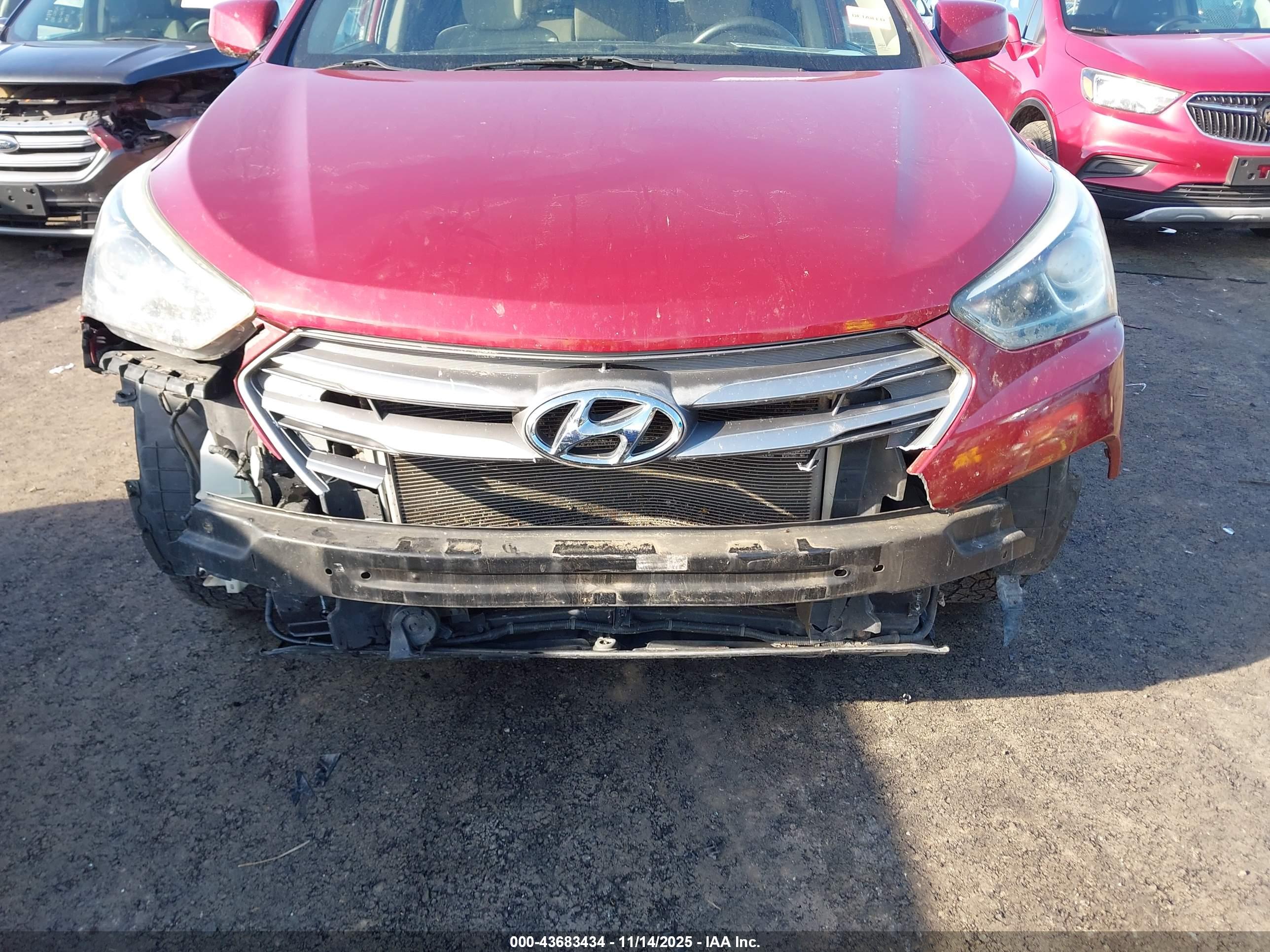 HYUNDAI SANTA image 6