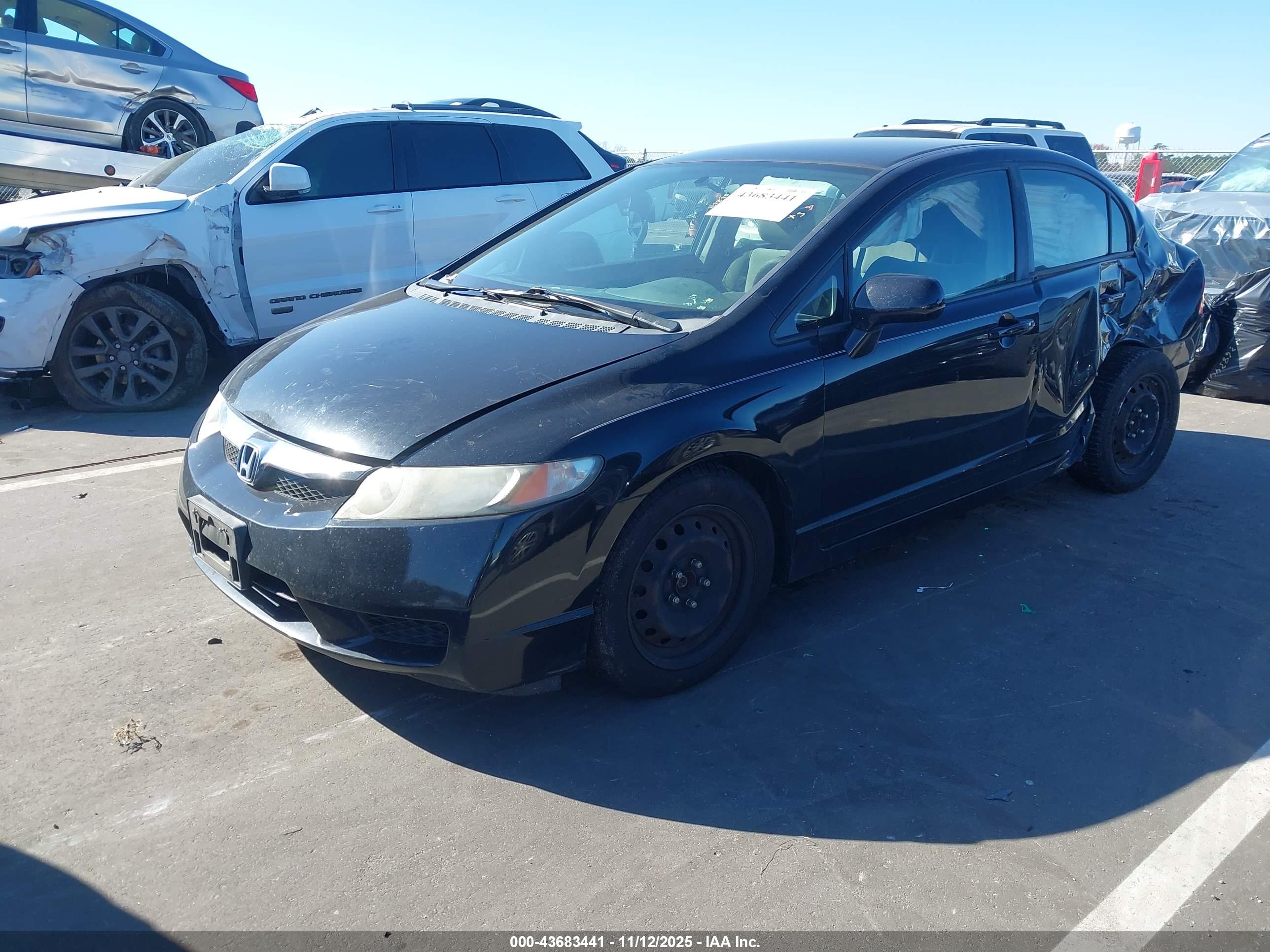 HONDA CIVIC image 2