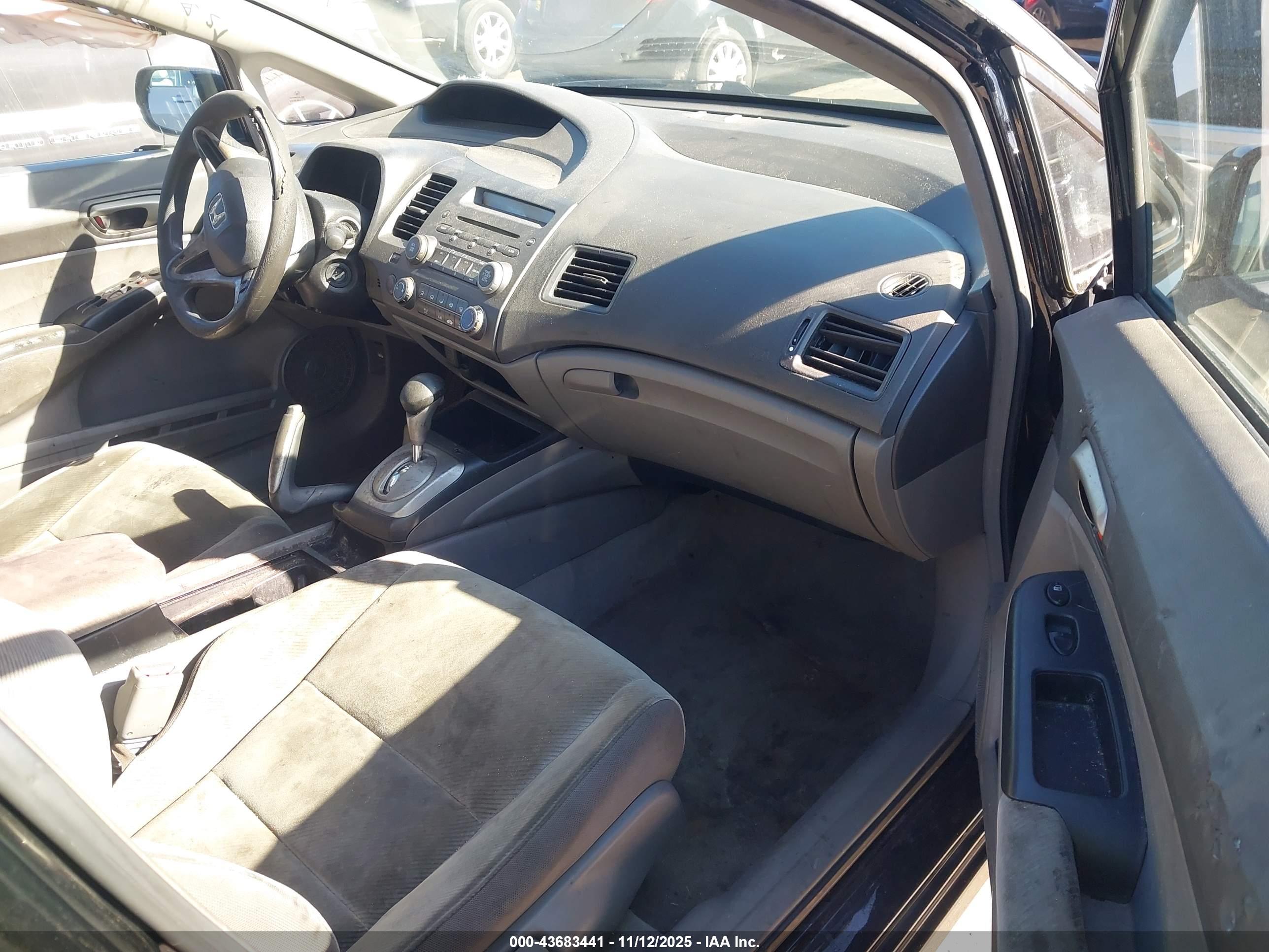 HONDA CIVIC image 5