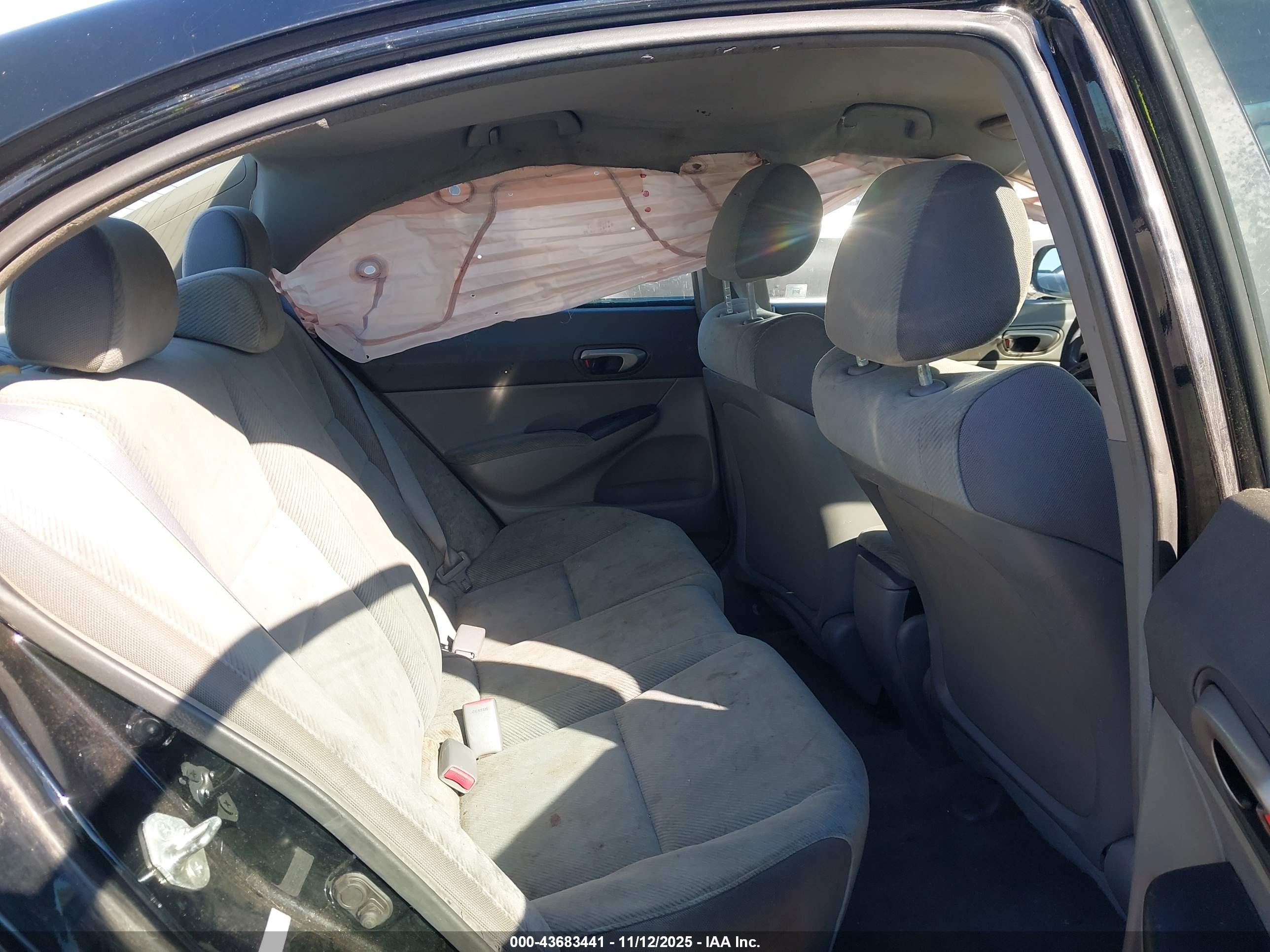 HONDA CIVIC image 8