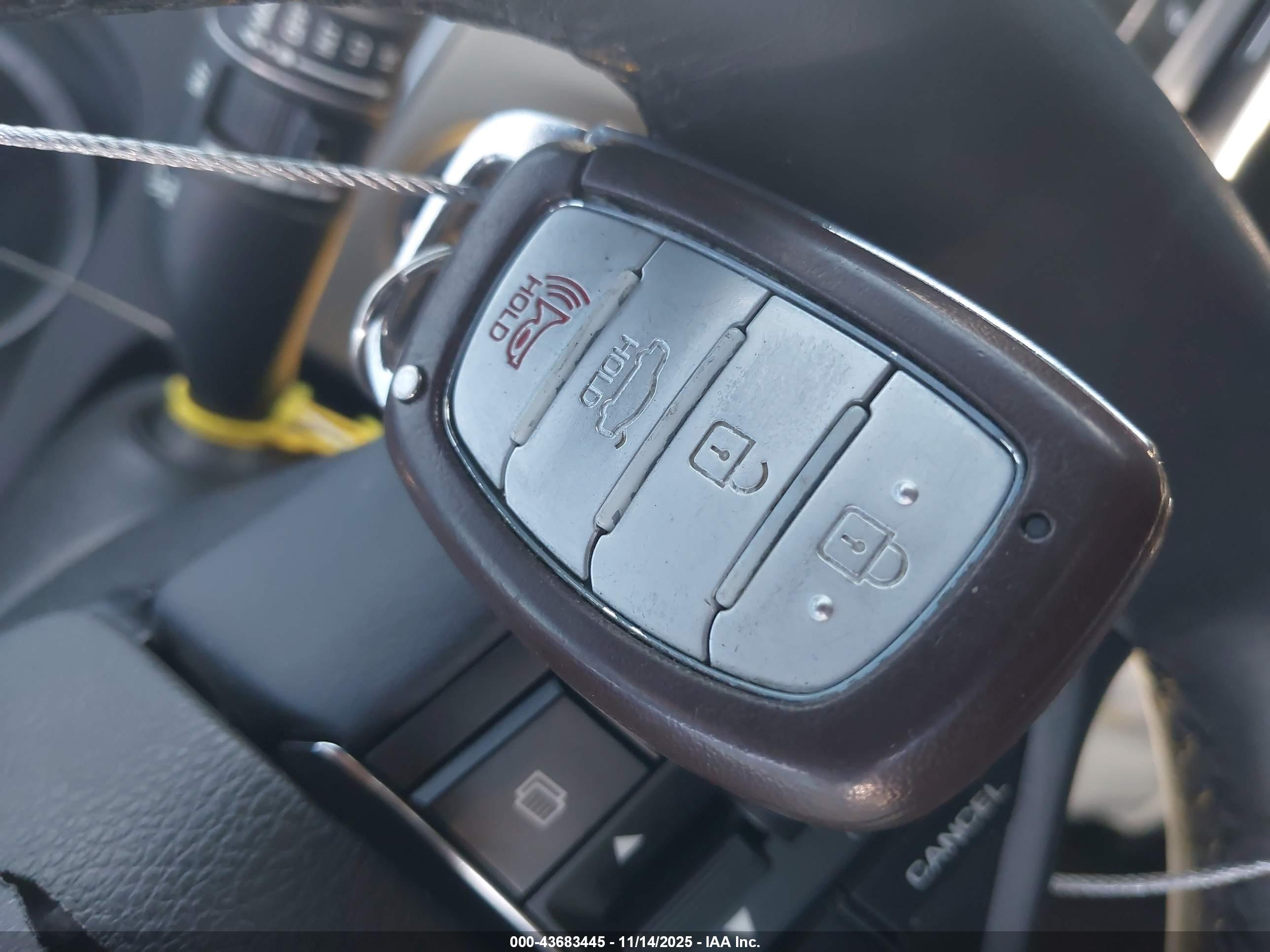 HYUNDAI SONATA image 11