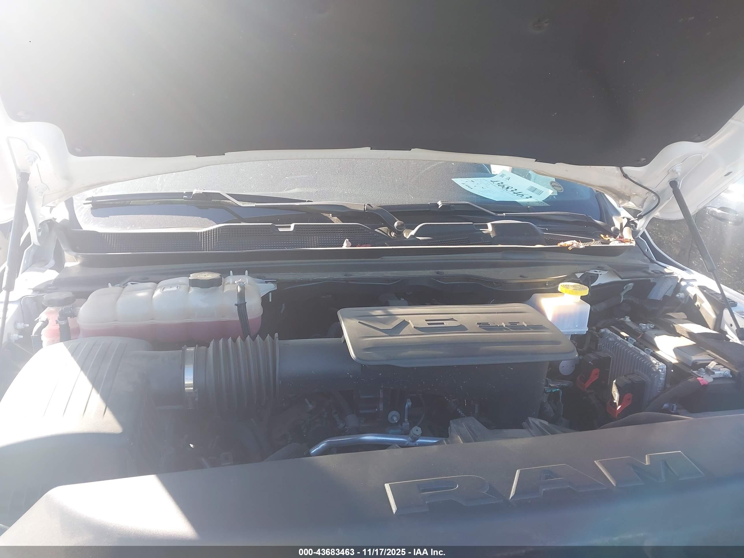 RAM 1500 image 10
