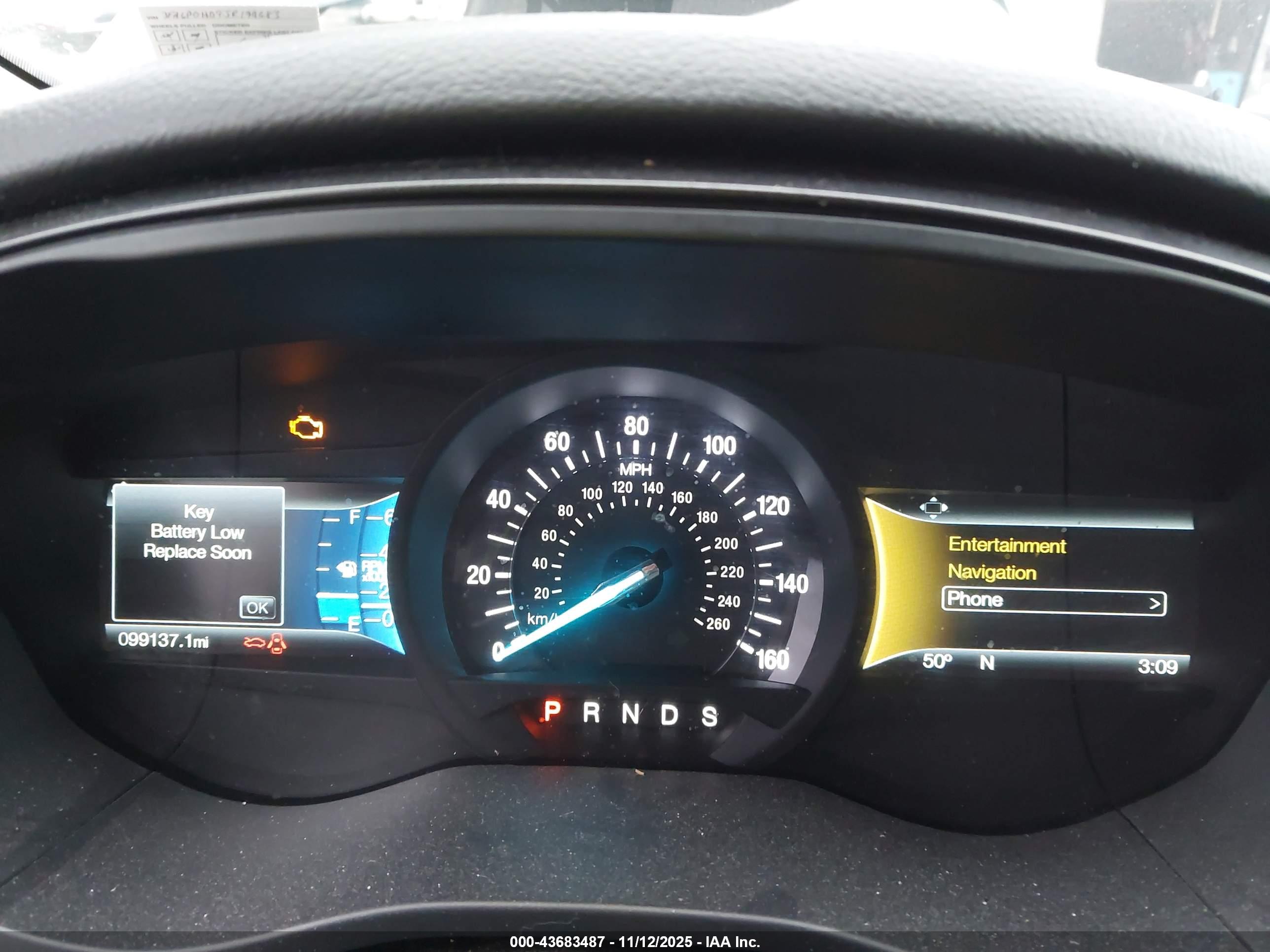 FORD FUSION image 7