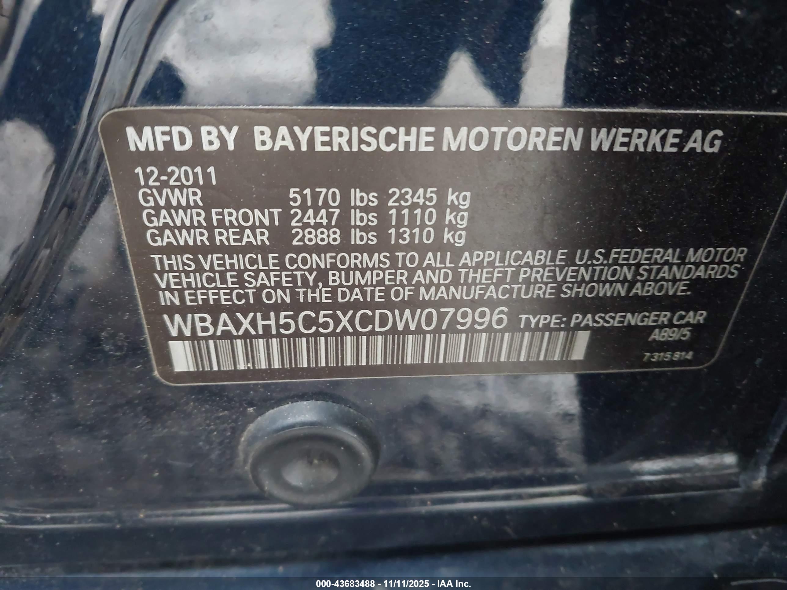 BMW 528I image 9