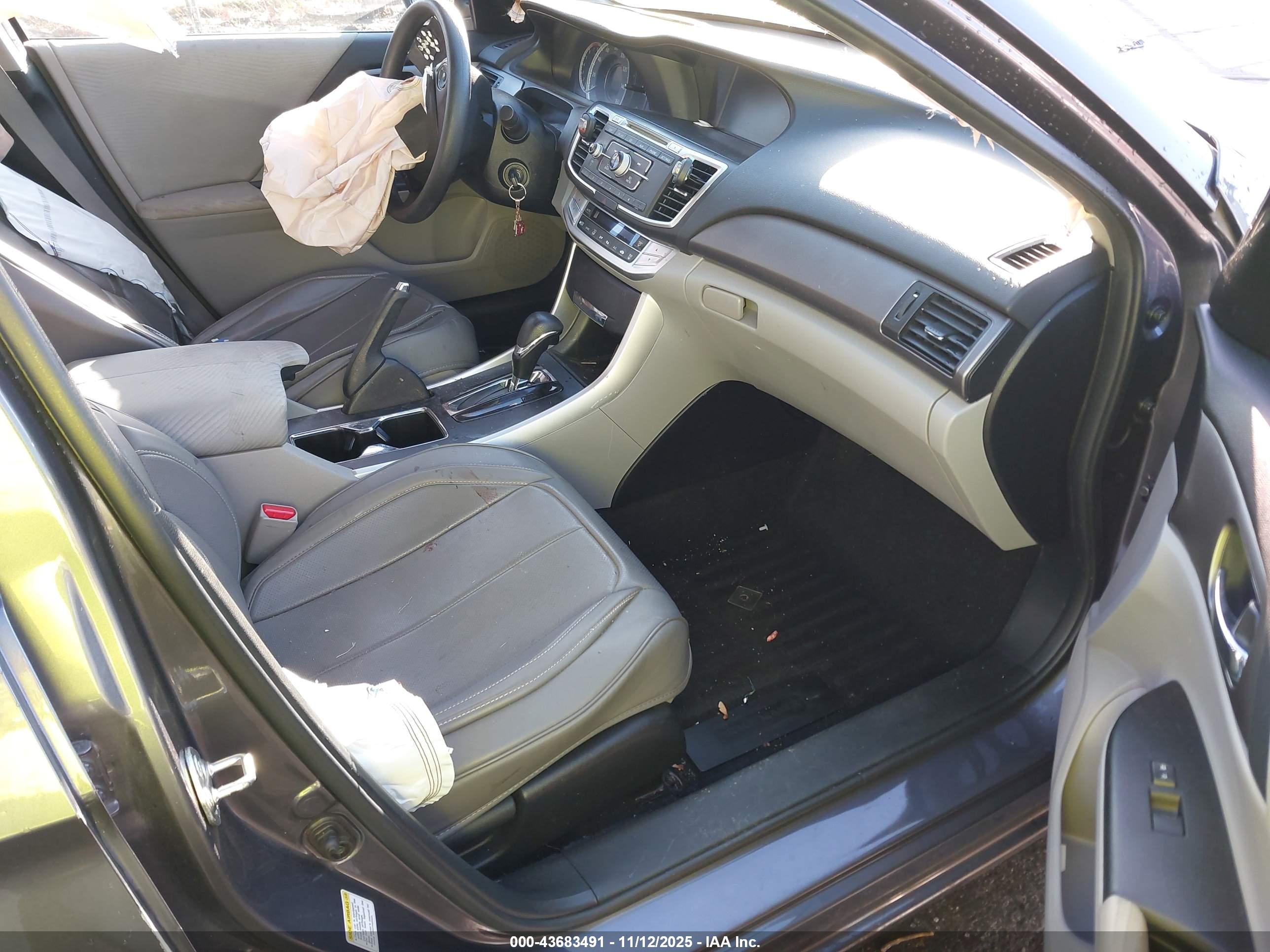 HONDA ACCORD image 5
