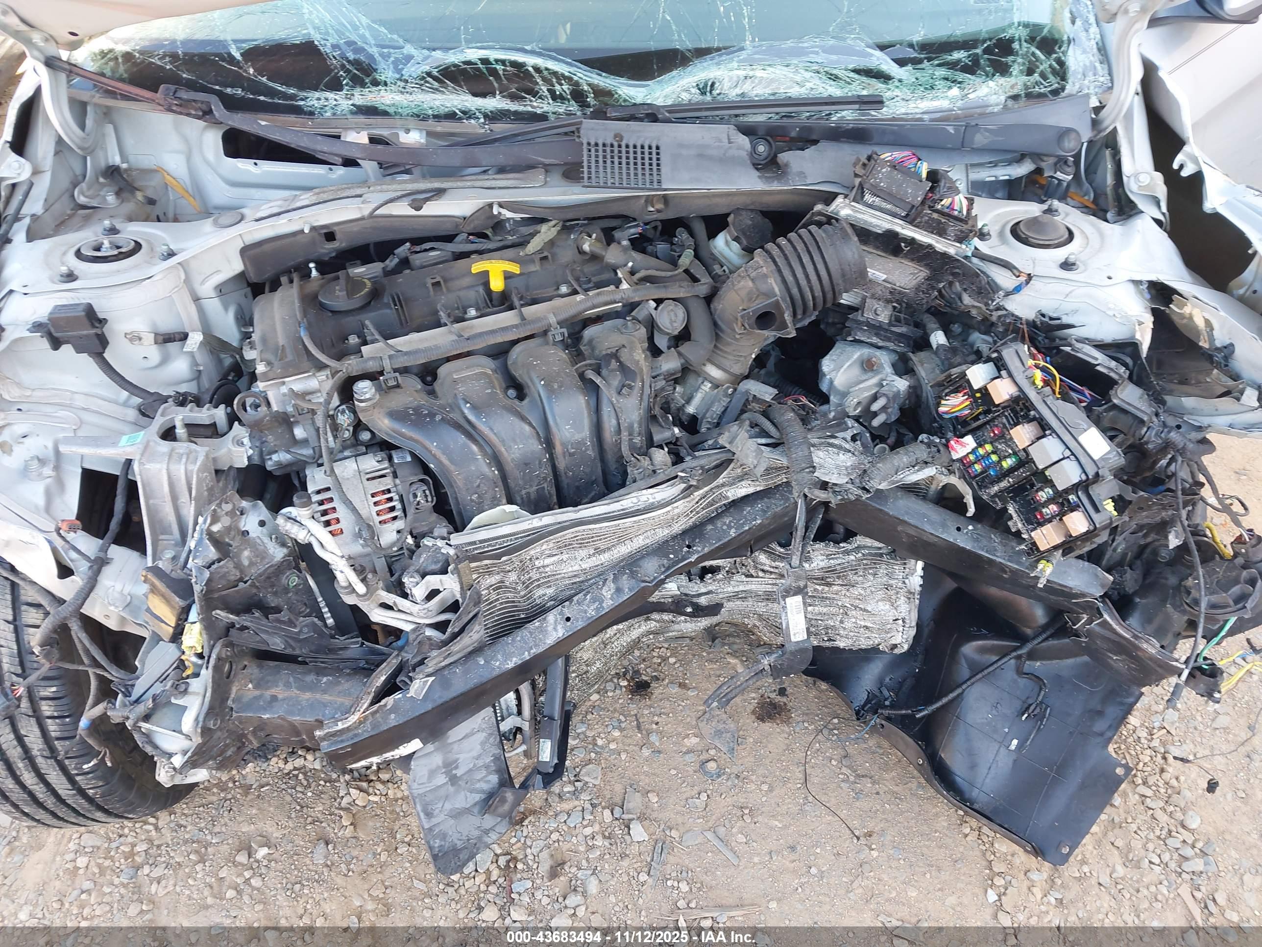 HYUNDAI ELANTRA image 10