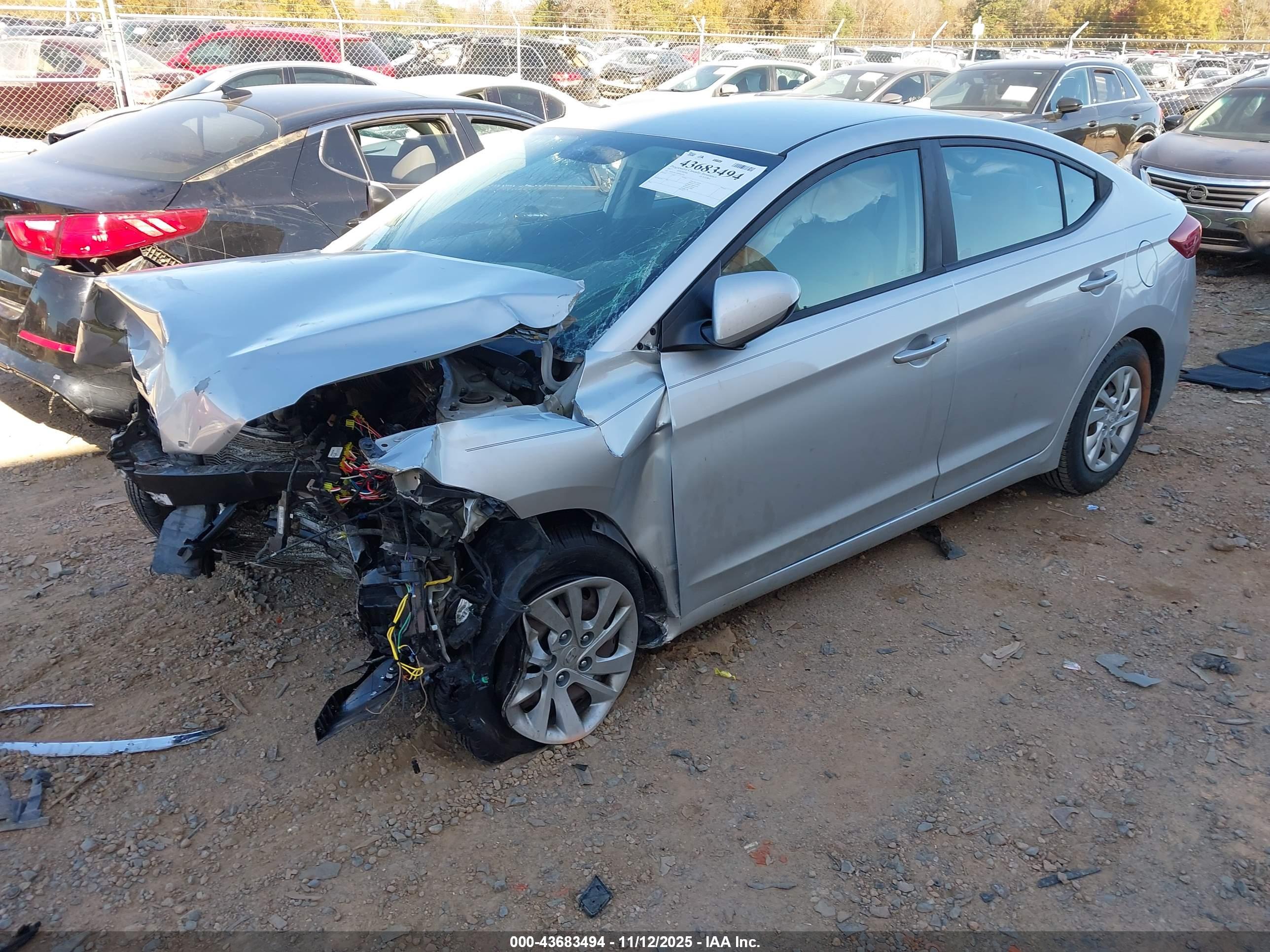 HYUNDAI ELANTRA image 2