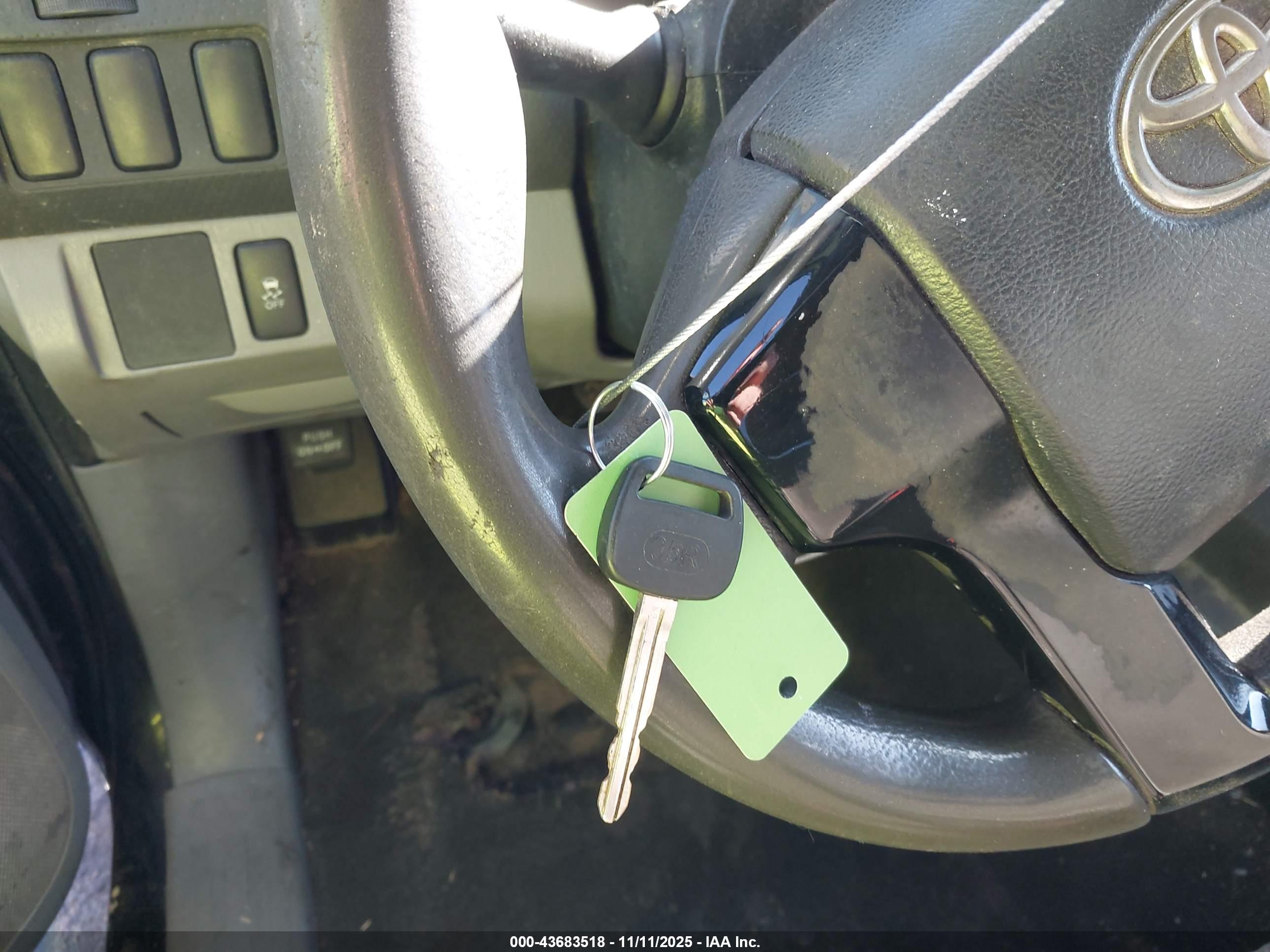 TOYOTA TACOMA image 11