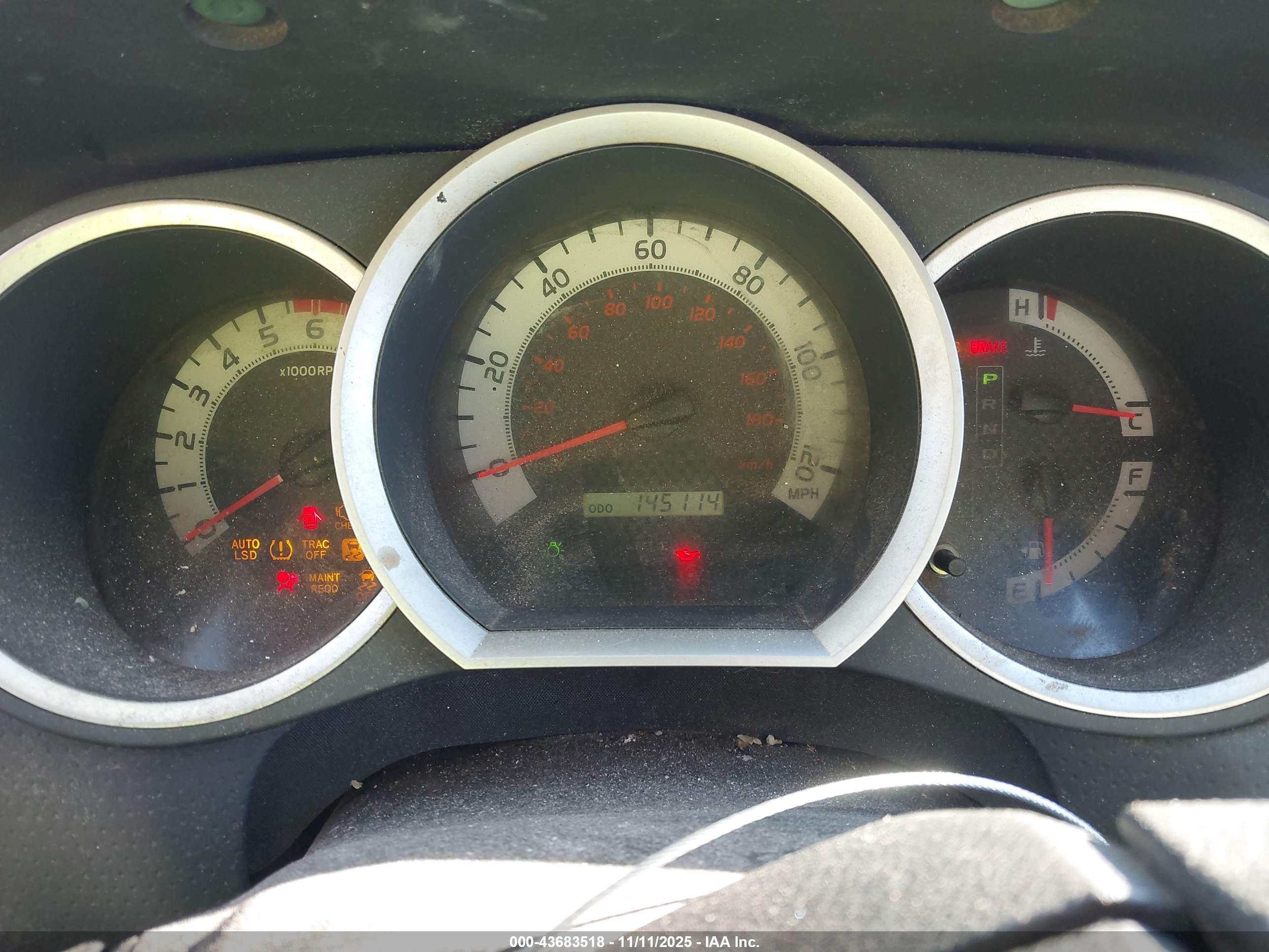 TOYOTA TACOMA image 7