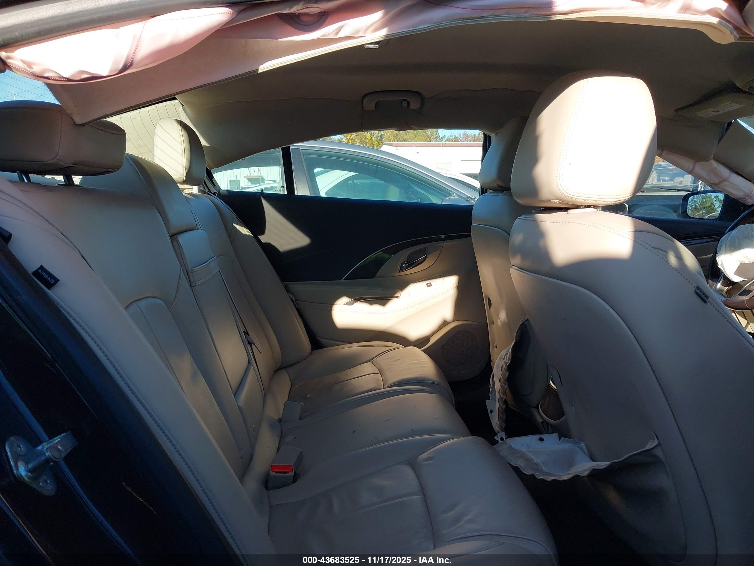 BUICK LACROSSE image 8
