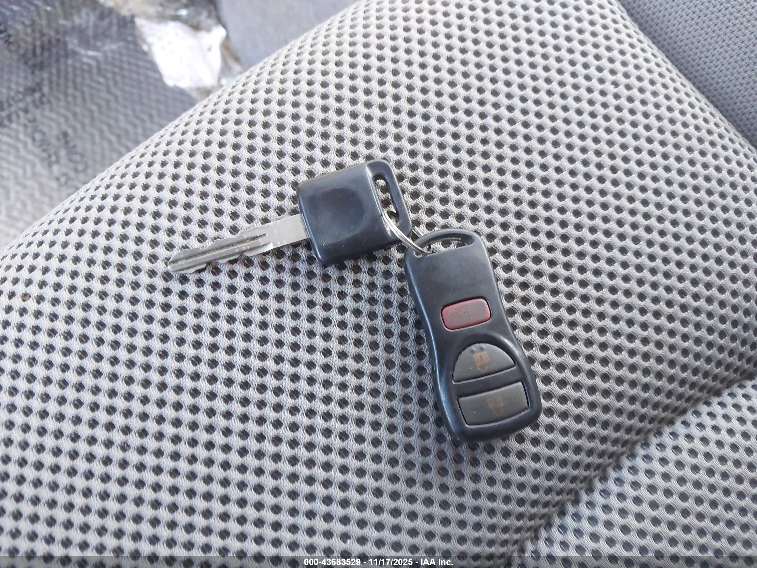 NISSAN FRONTIER image 11