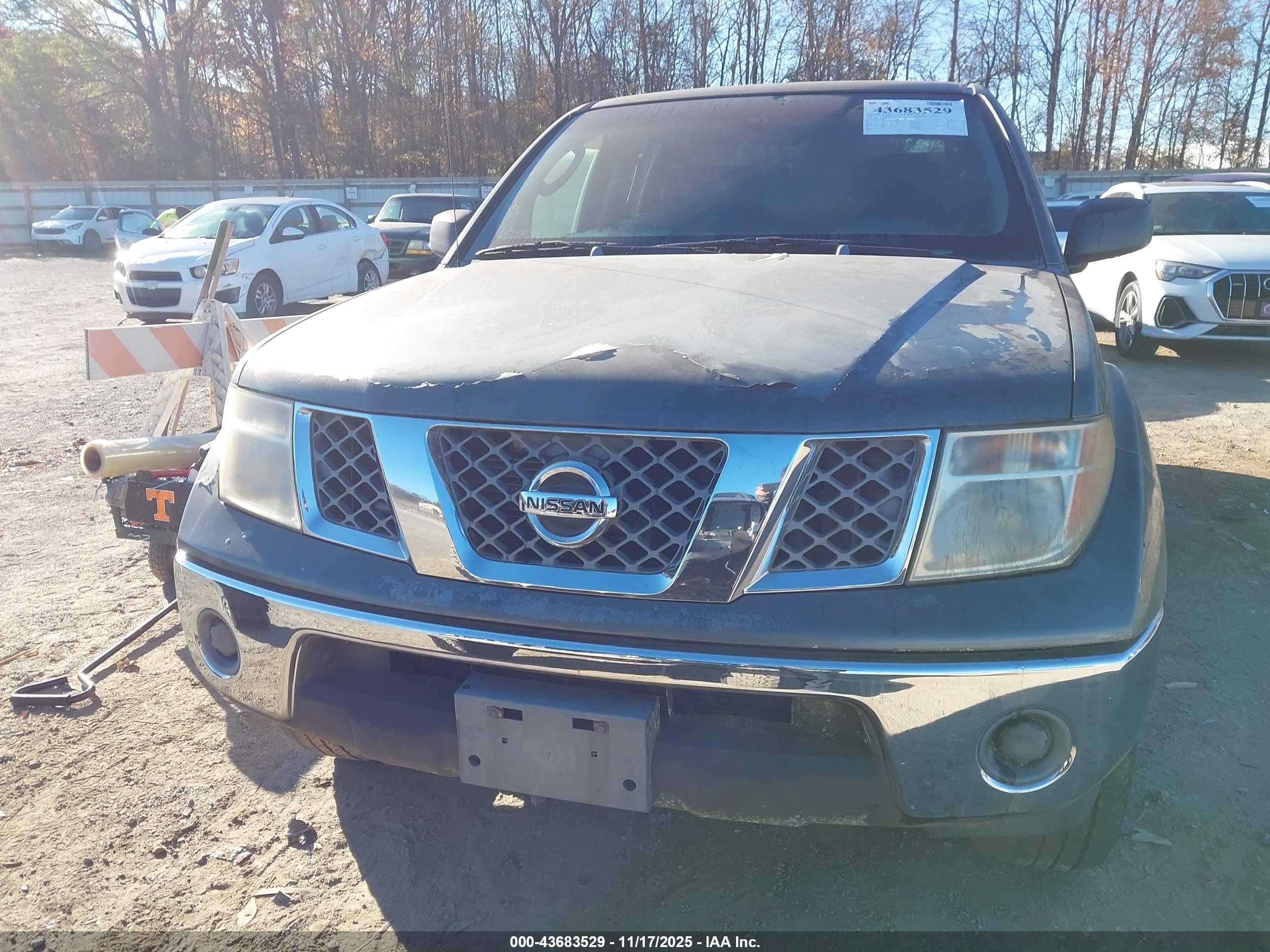 NISSAN FRONTIER image 6