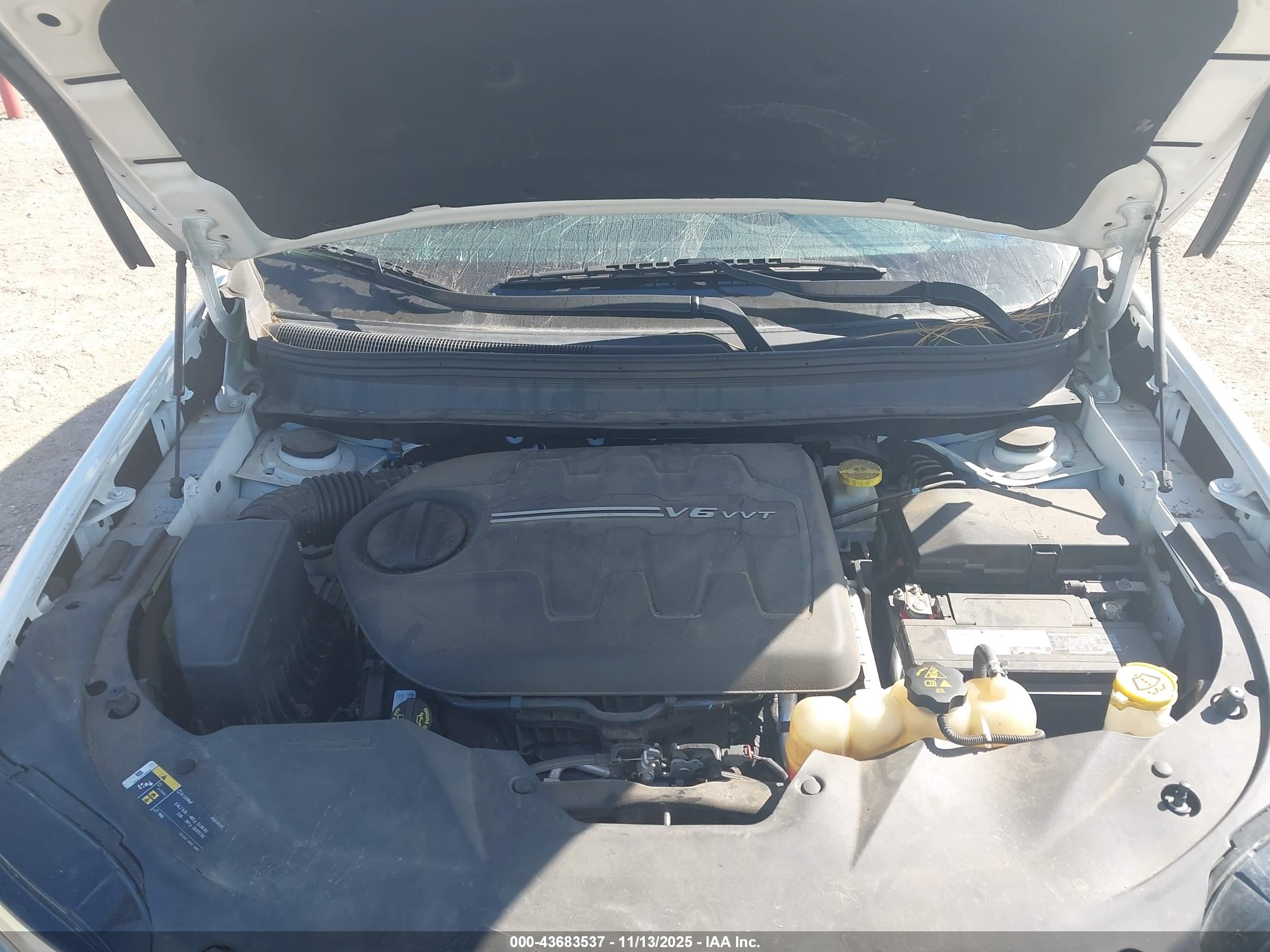 JEEP CHEROKEE image 10