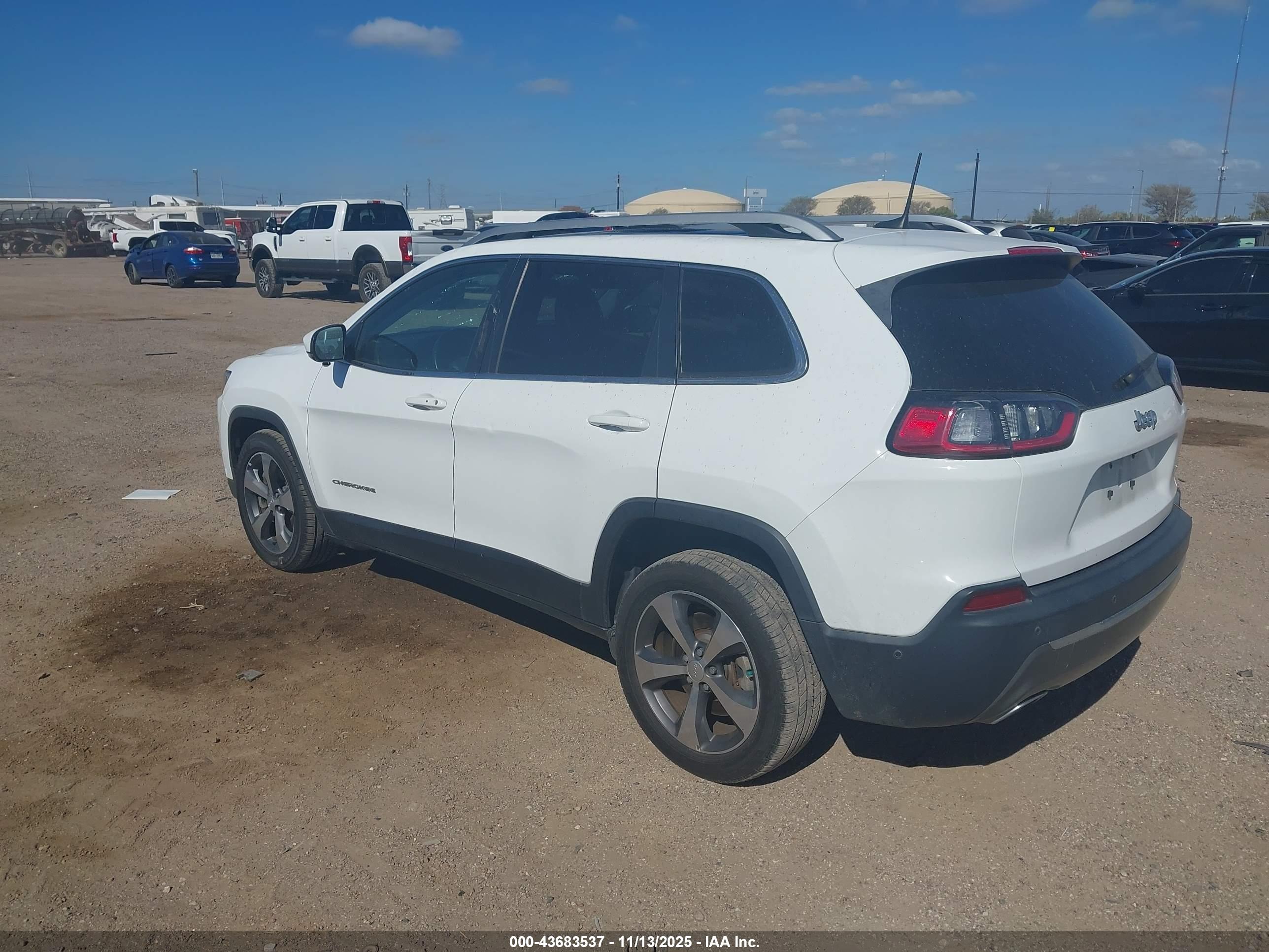 JEEP CHEROKEE image 3