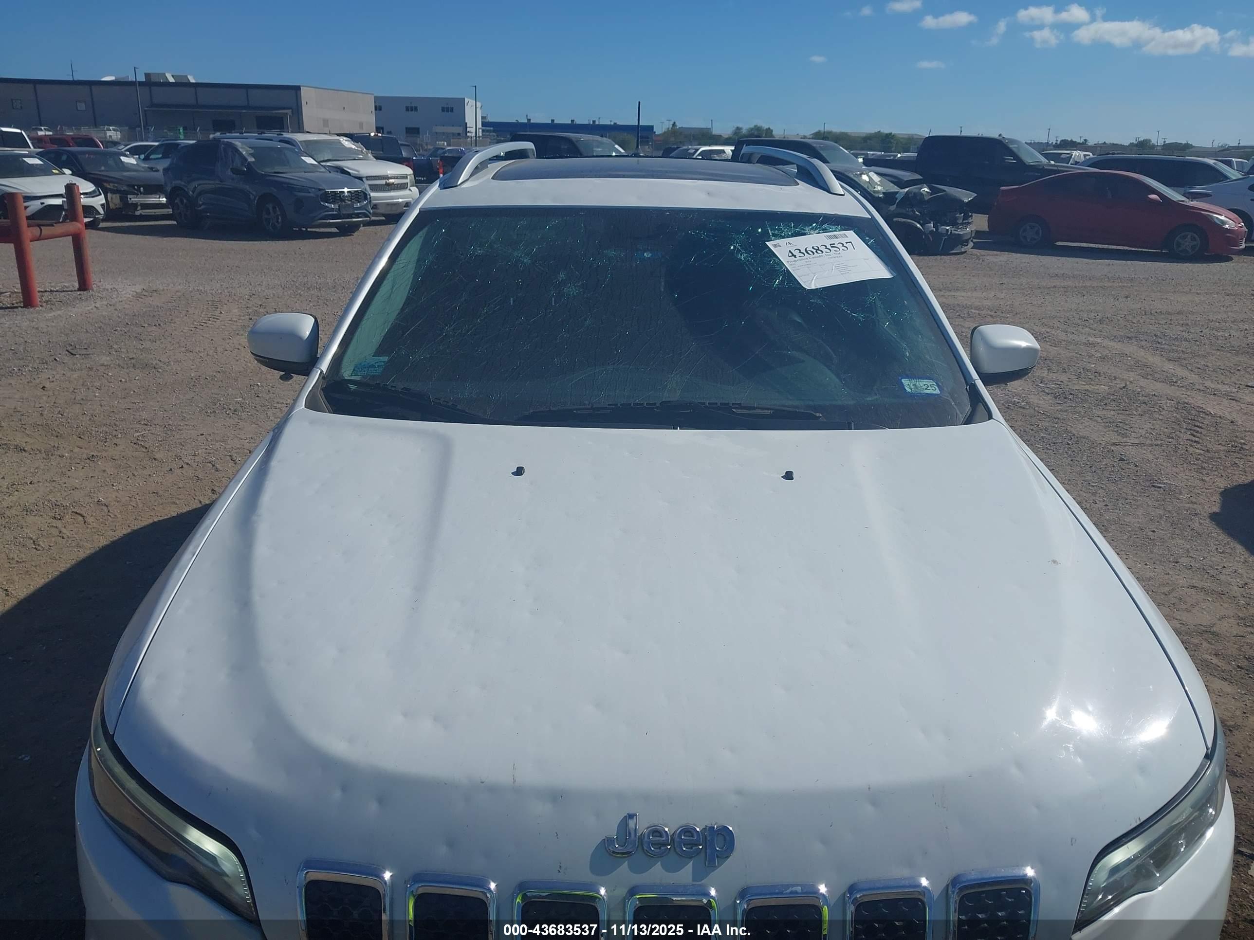 JEEP CHEROKEE image 6