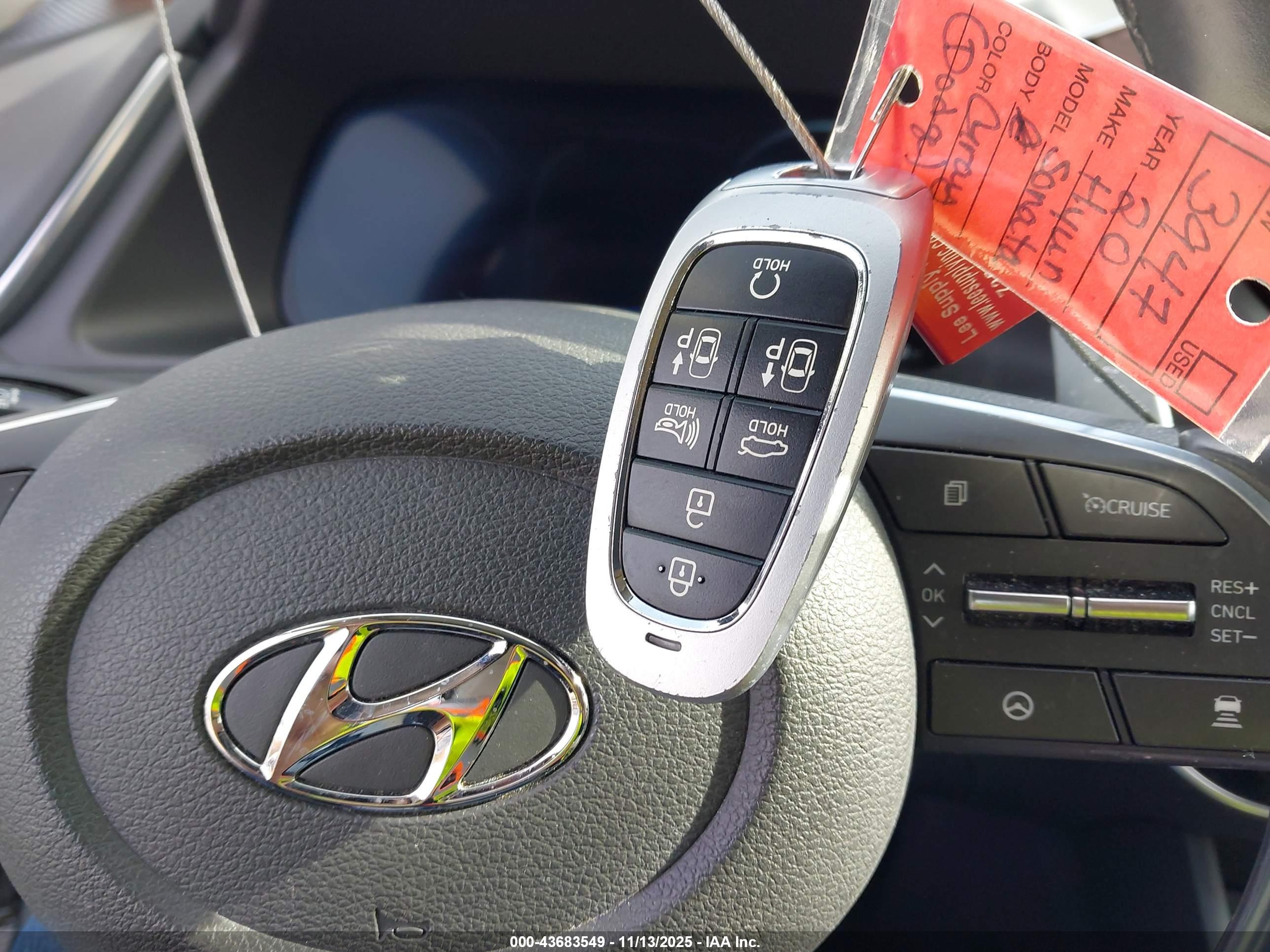 HYUNDAI SONATA image 11