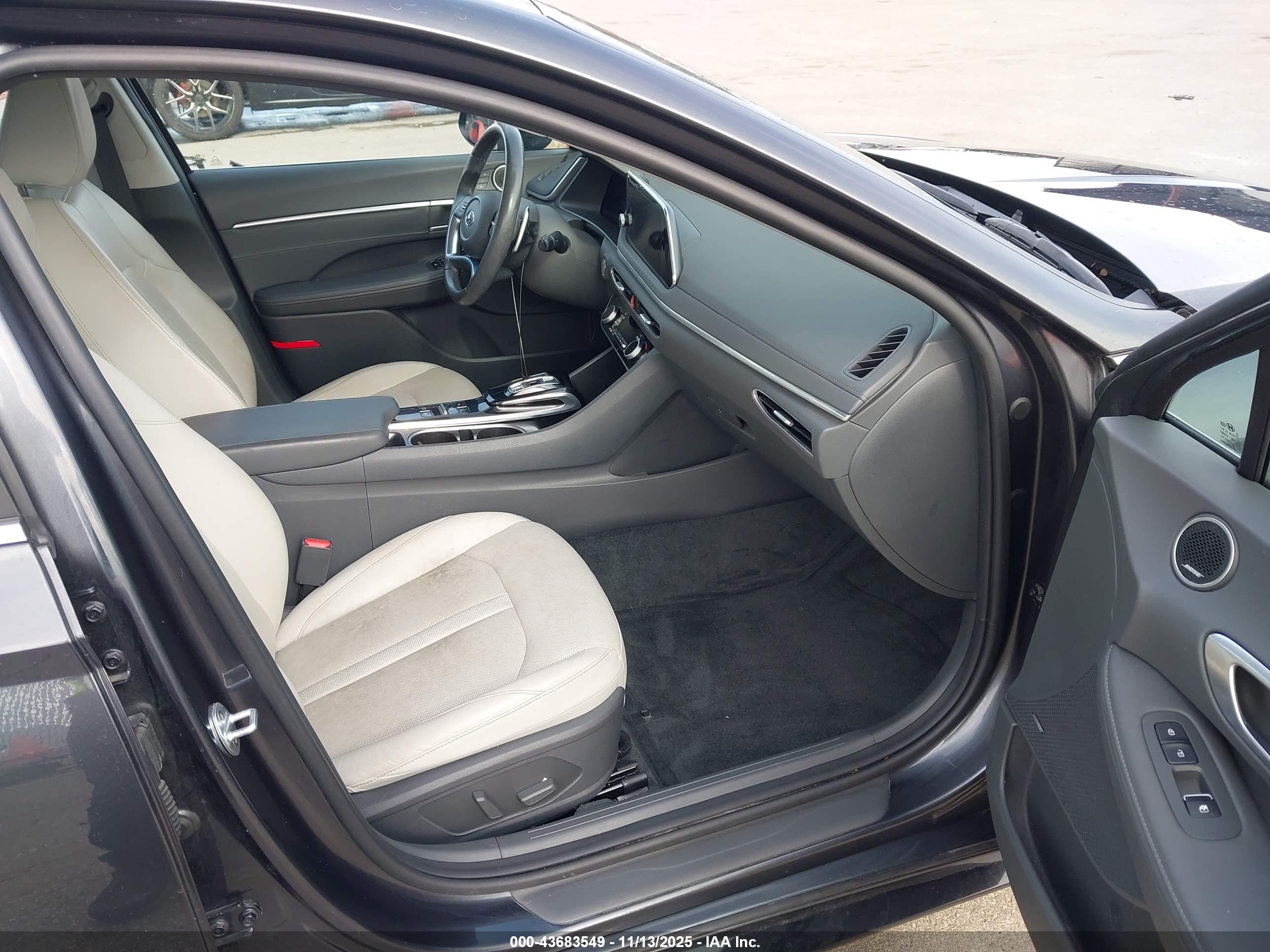HYUNDAI SONATA image 5