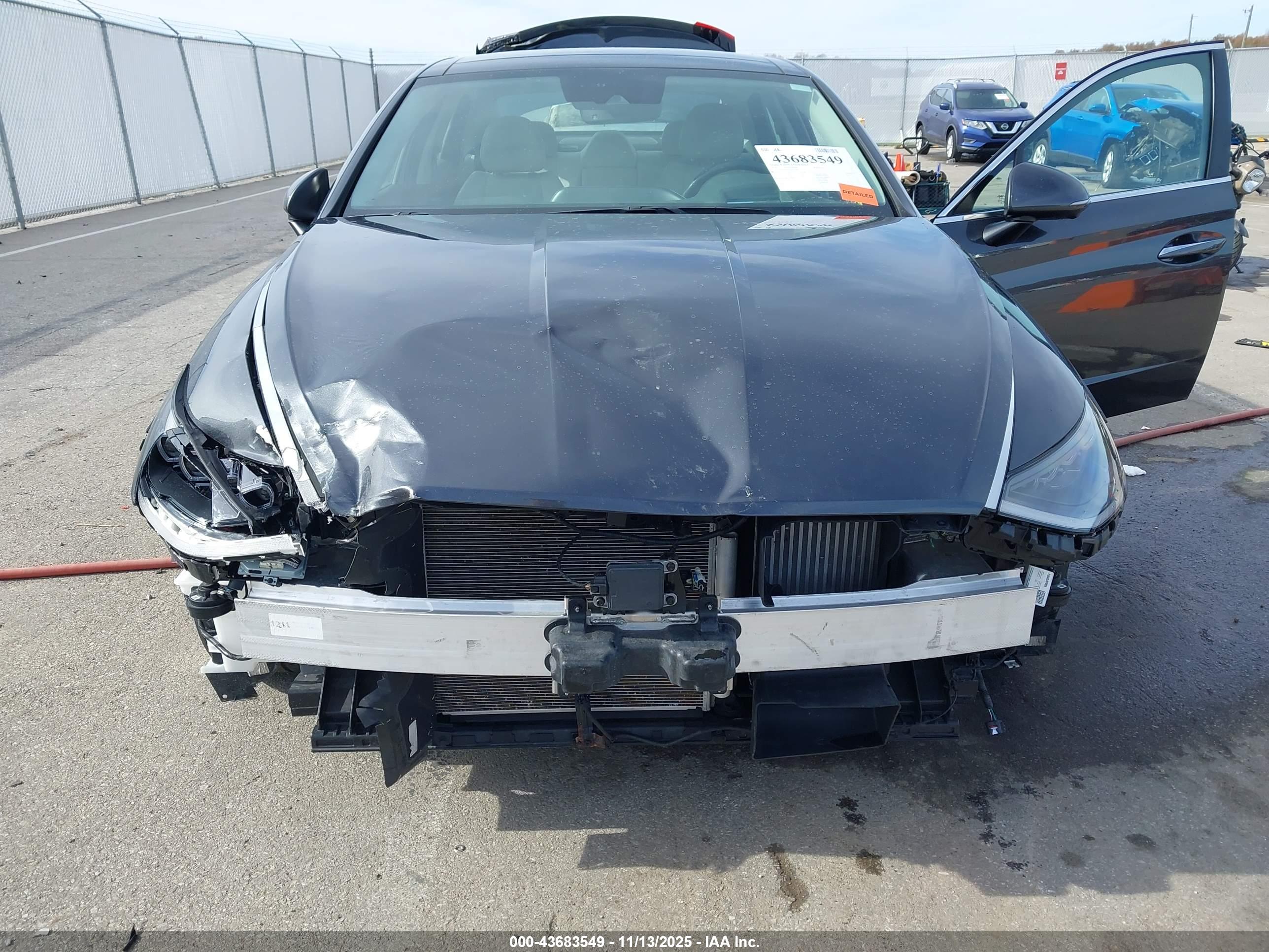 HYUNDAI SONATA image 6