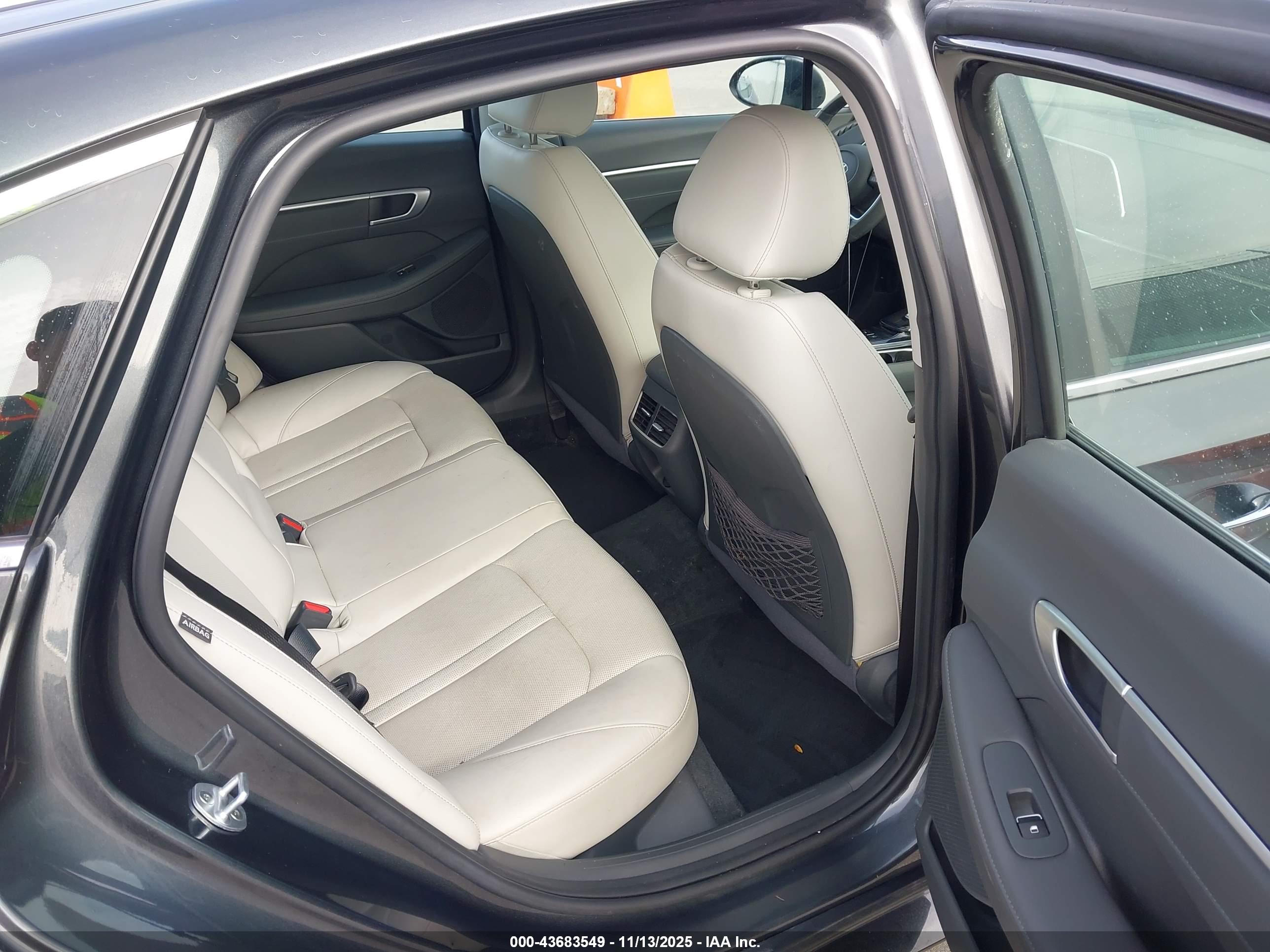 HYUNDAI SONATA image 8