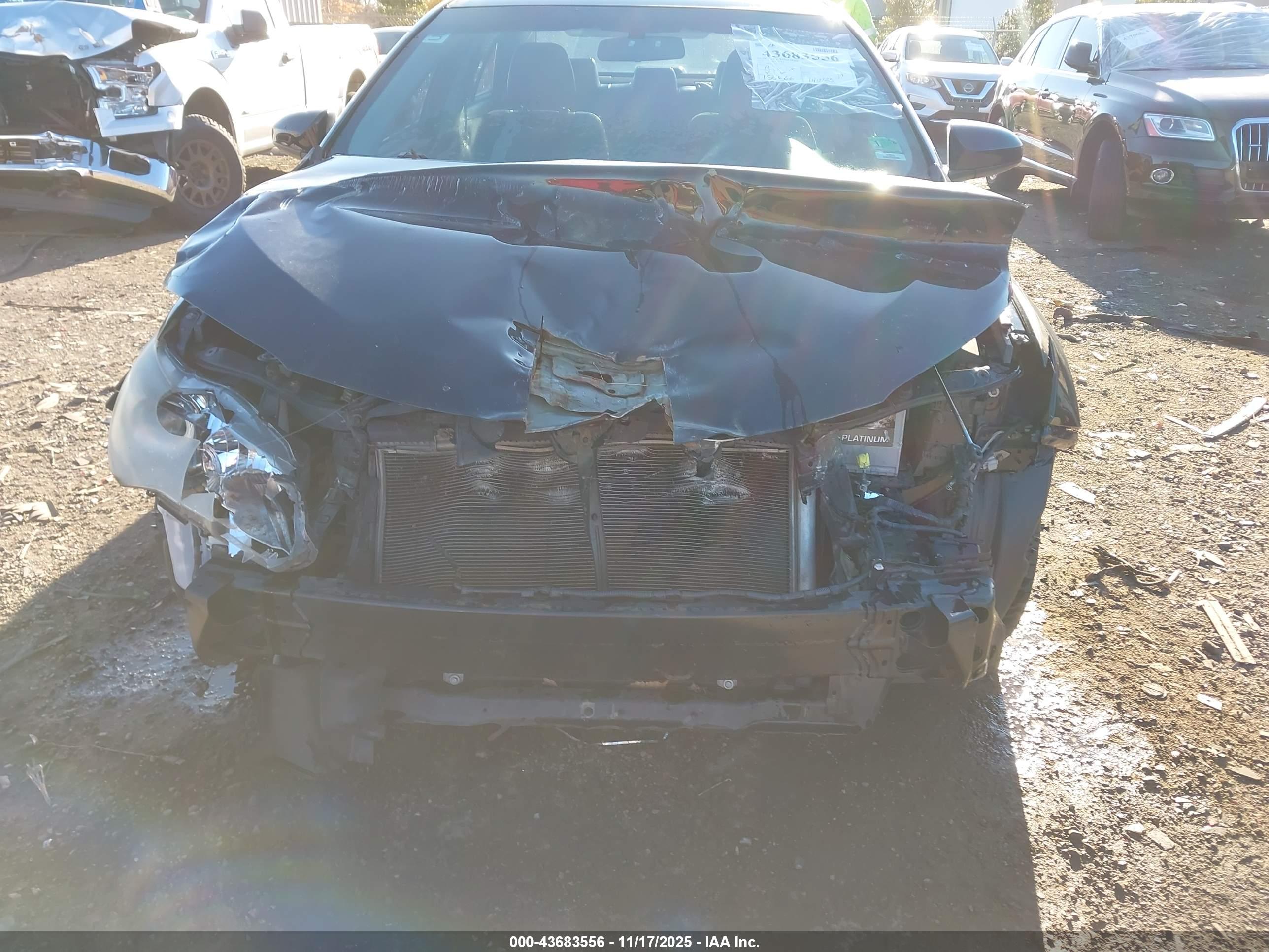 TOYOTA CAMRY image 6