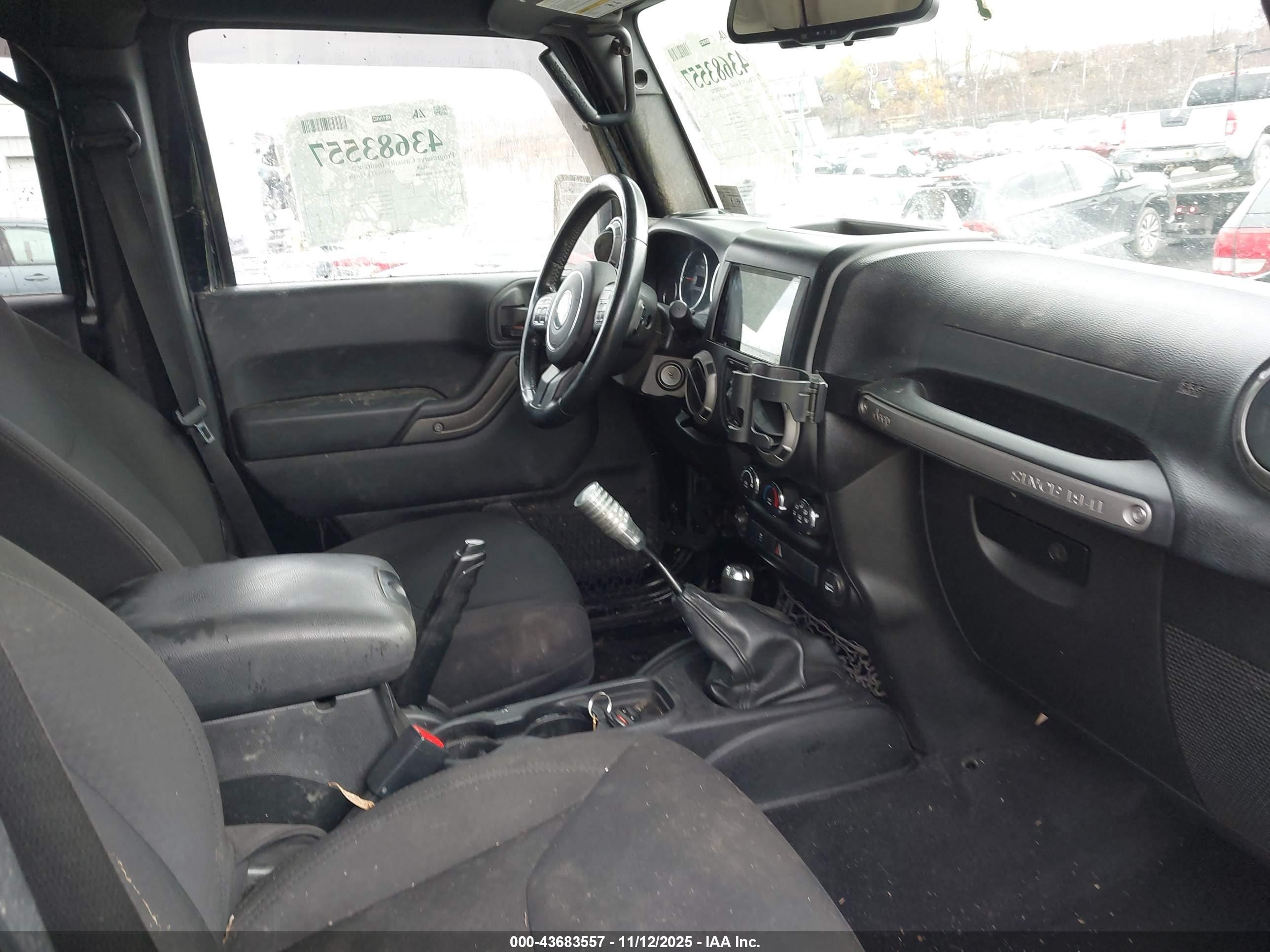 JEEP WRANGLER image 5