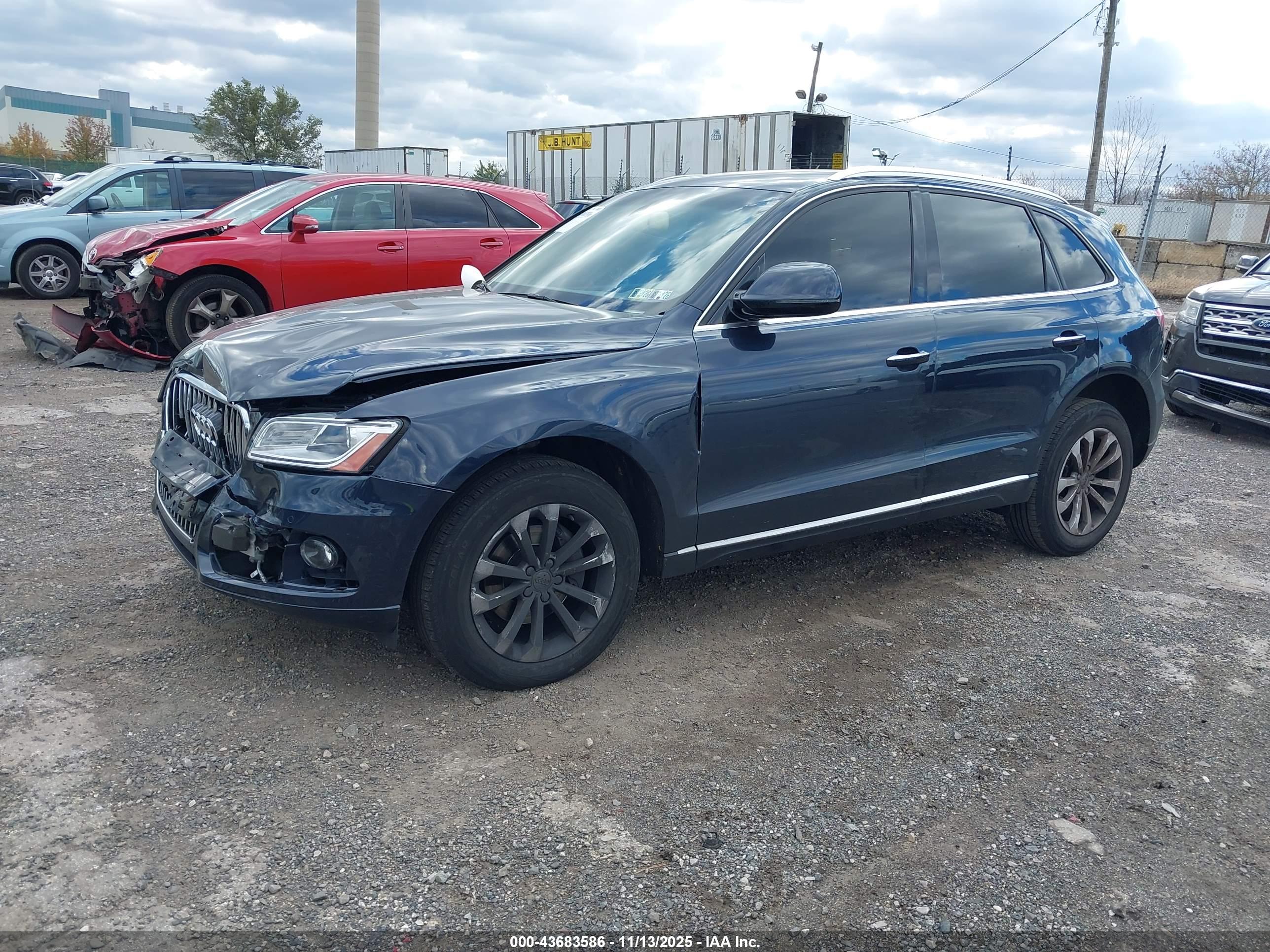 AUDI Q5 image 2