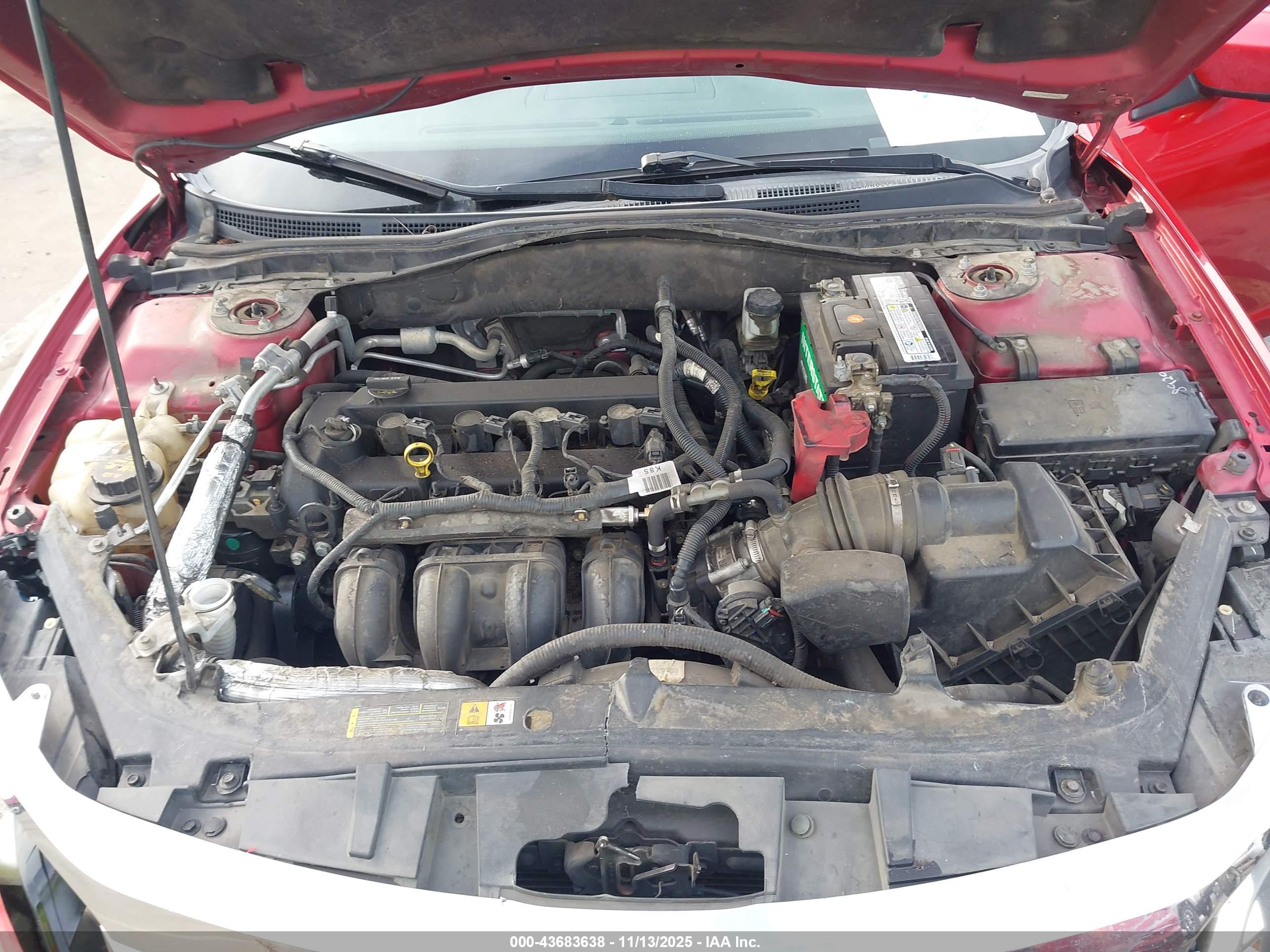 FORD FUSION image 10
