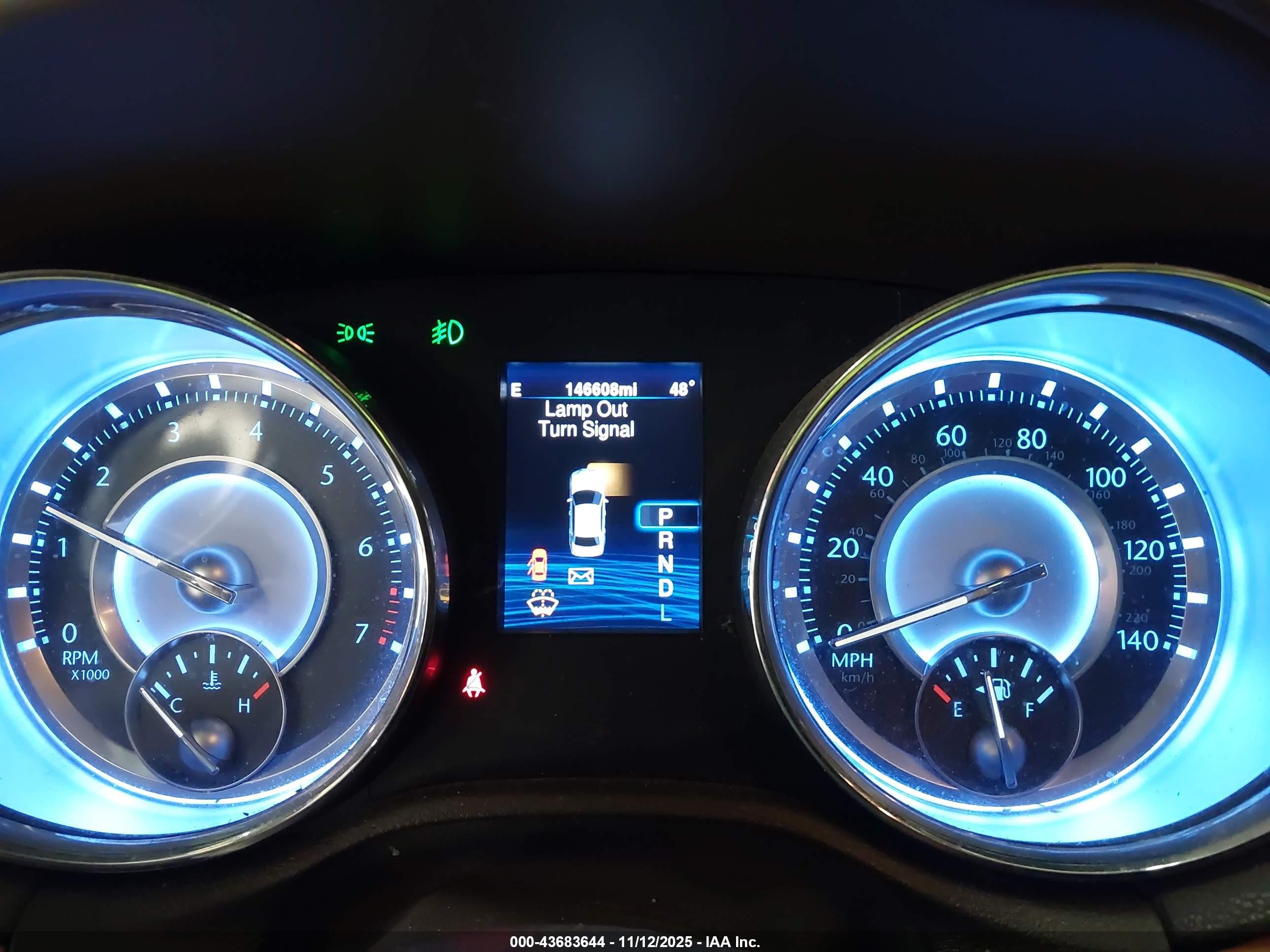 CHRYSLER 300C image 7