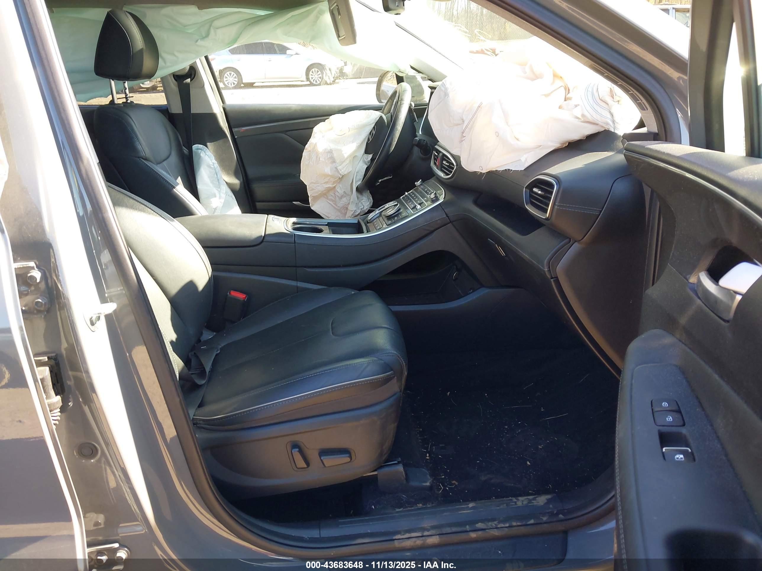 HYUNDAI SANTA image 5