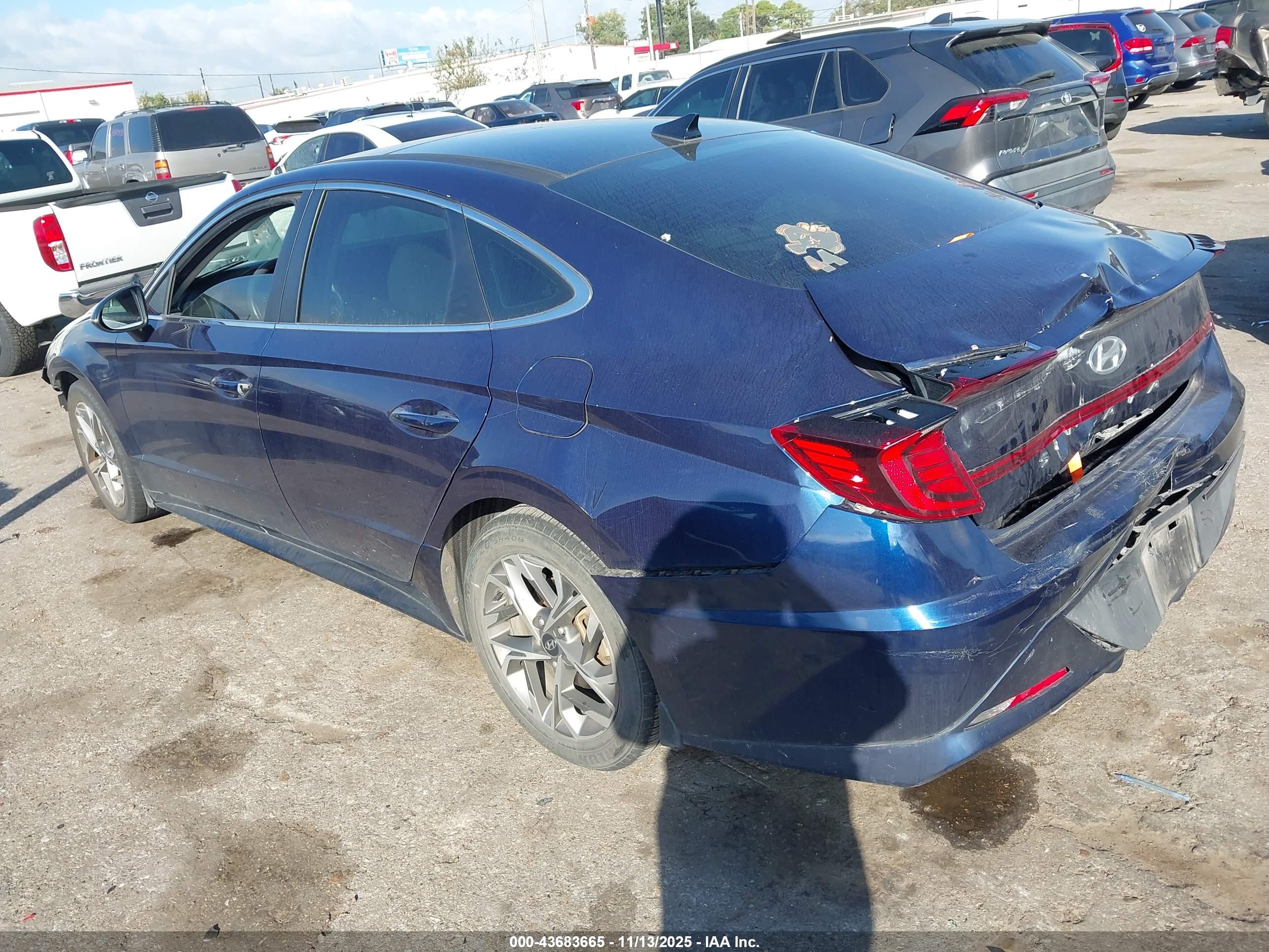 HYUNDAI SONATA image 3